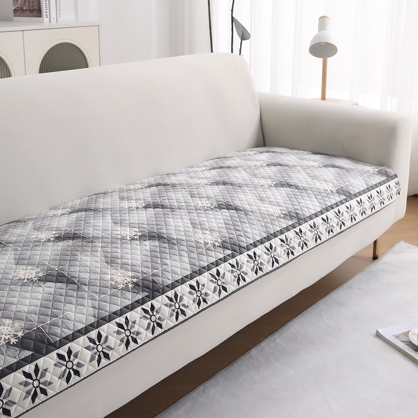 LiefNest Holland Velvet Sofa Cover Mat with Foam Filling - Snowflakes Gradient Grey
