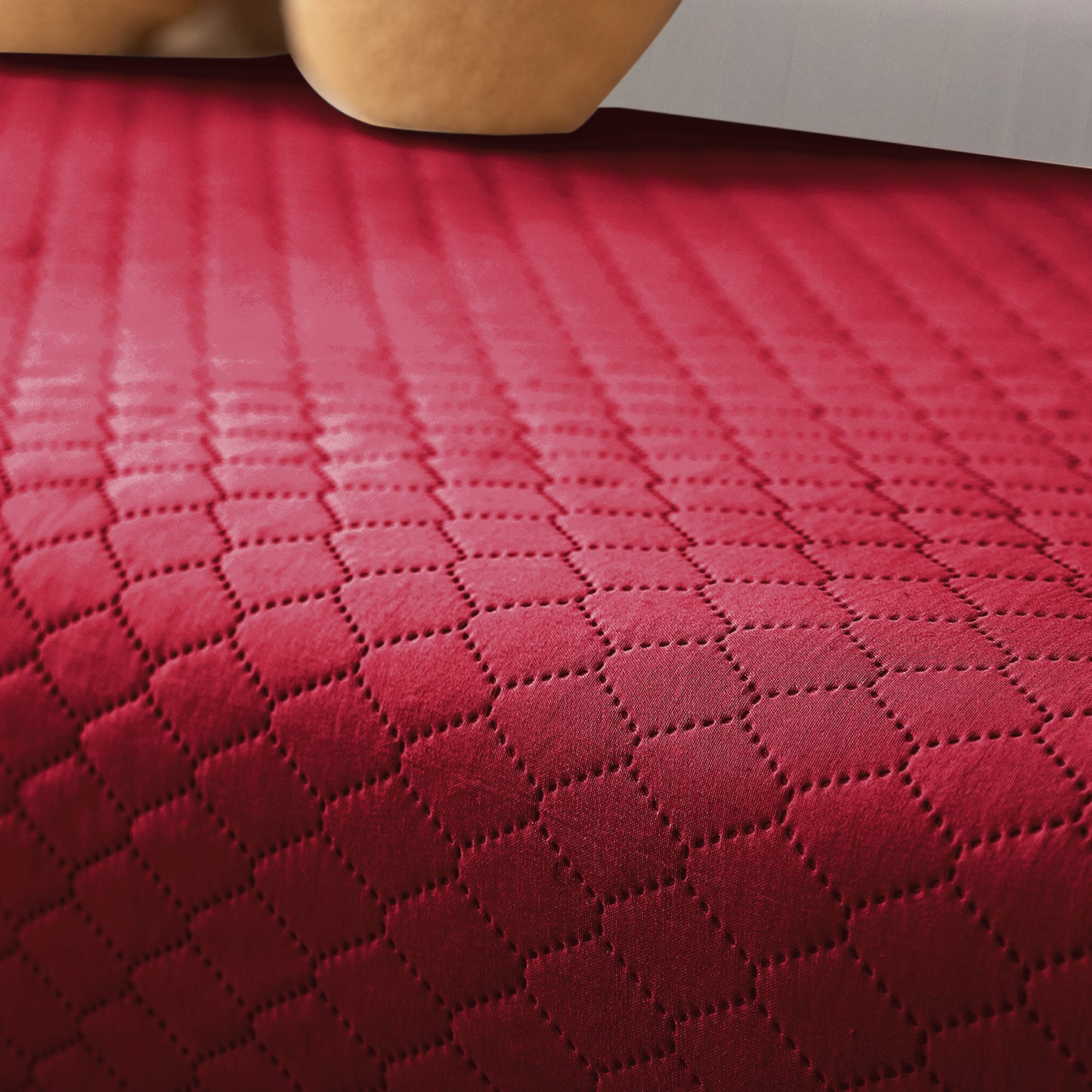 Polyester Quilted Sofa Cover Mats, Maroon
