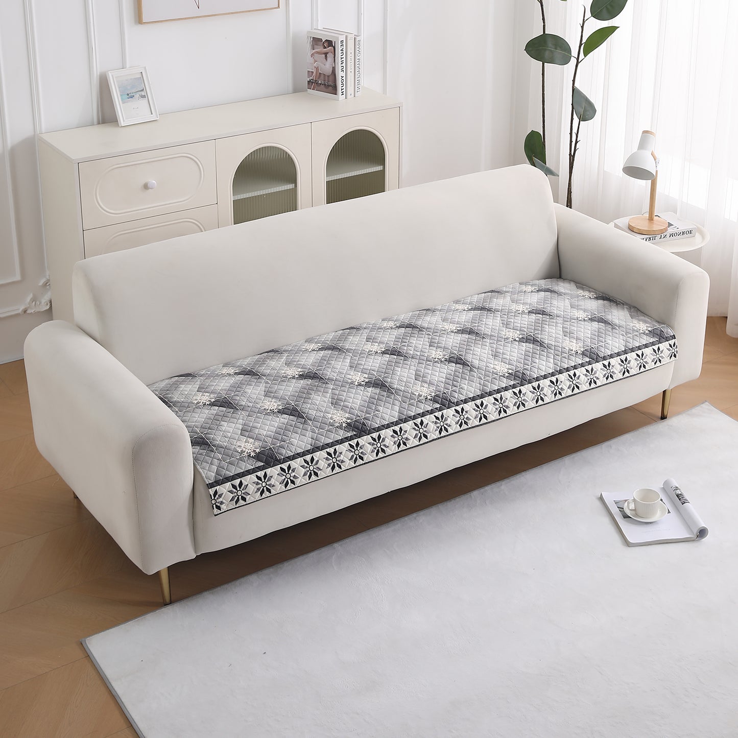LiefNest Holland Velvet Sofa Cover Mat with Foam Filling - Snowflakes Gradient Grey