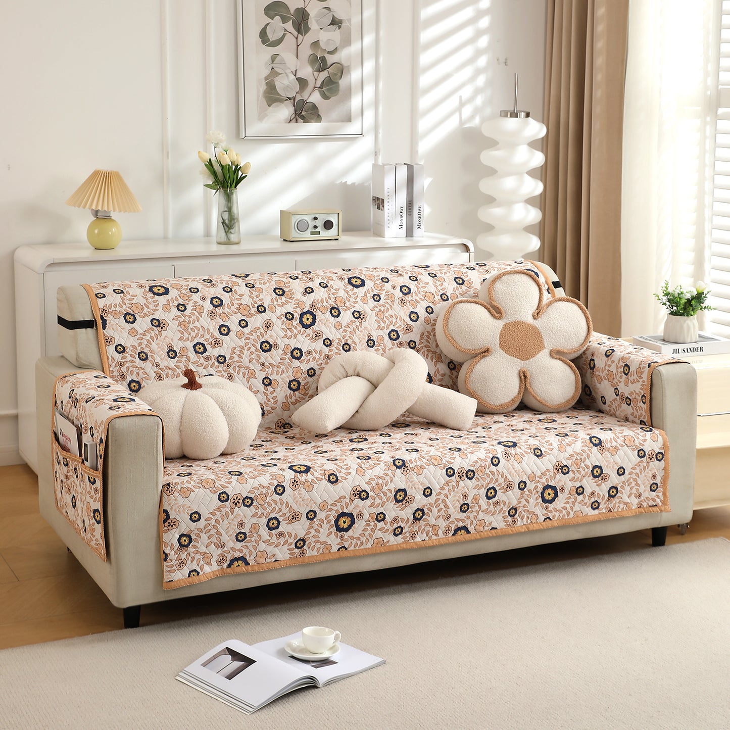 Light Peach Candytuft Printed quilted sofe ke cover for 3 seater