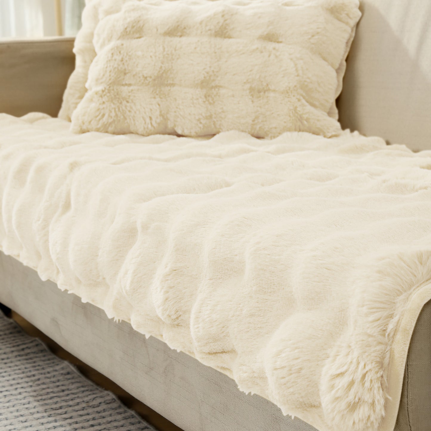 Premium Faux Rabbit Fur Anti Slip Sofa Mat for 1/2/3 Seater, Beige