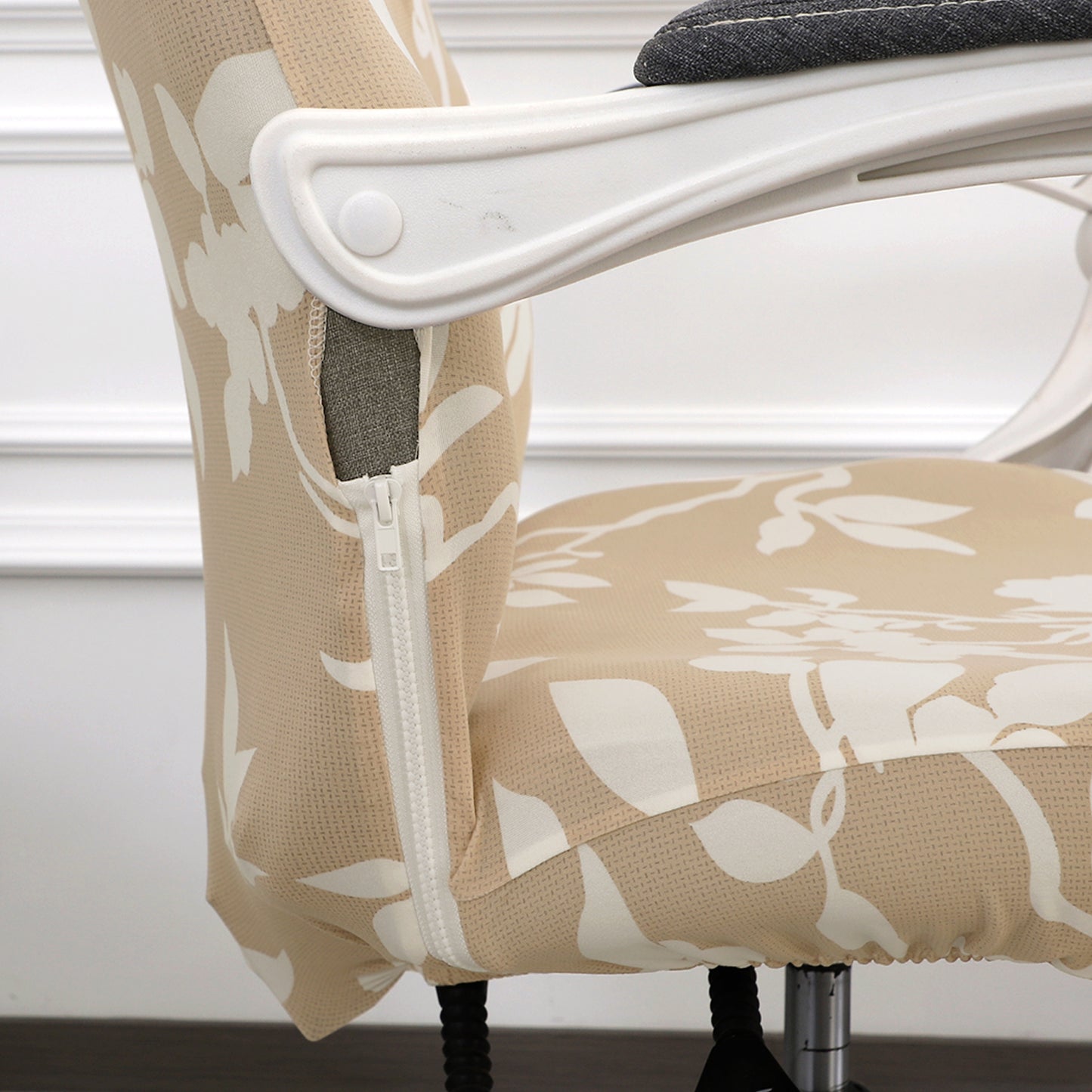 Printed Office Chair Cover for Executive Chair (High-Back) – 140 GSM Stretchable Fabric – Washable & Anti-Slip – Fits Big & Tall Office Chairs, Buff Brown Sillehoute Floral
