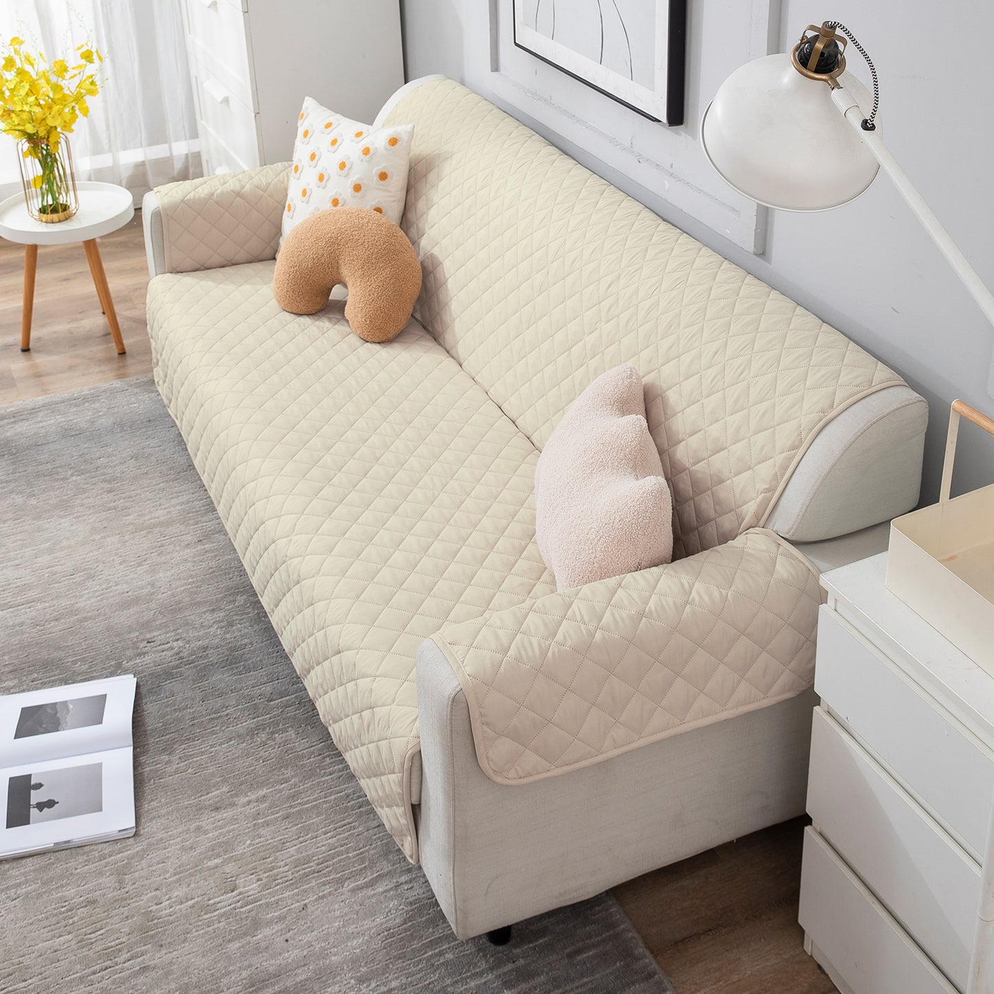 Quilted Polyester Sofa Cover Mat Pet Friendly, Cream
