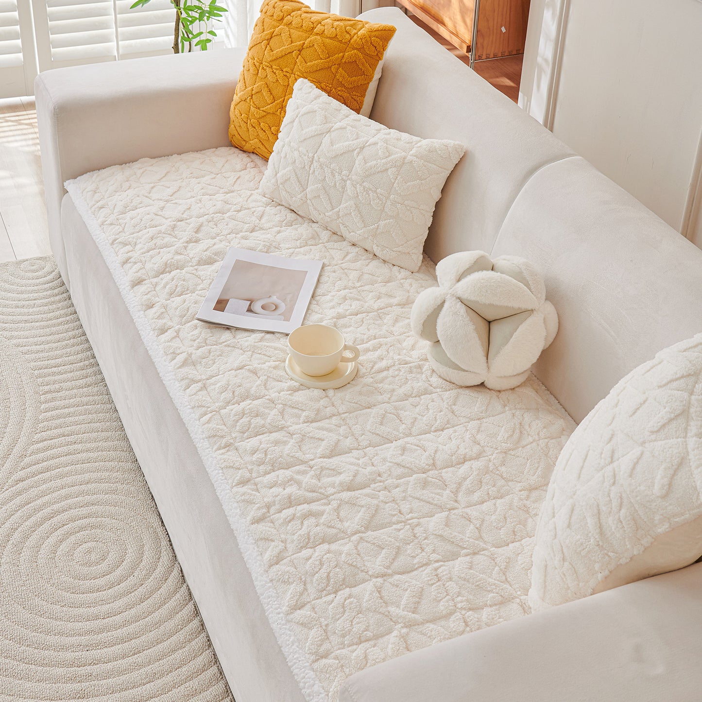 'Italian Caelora' Luxury Jacquard Plush Sofa Cover Mat and Anti-Slip Armrest Covers - Pearl Whit