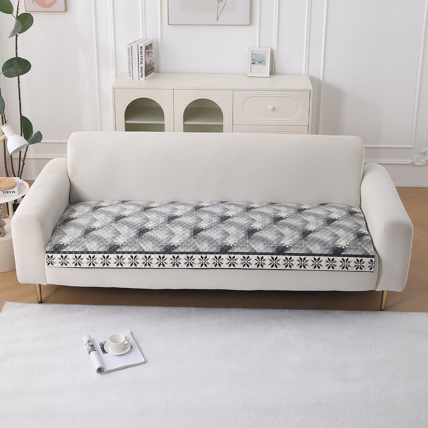 LiefNest Holland Velvet Sofa Cover Mat with Foam Filling - Snowflakes Gradient Grey