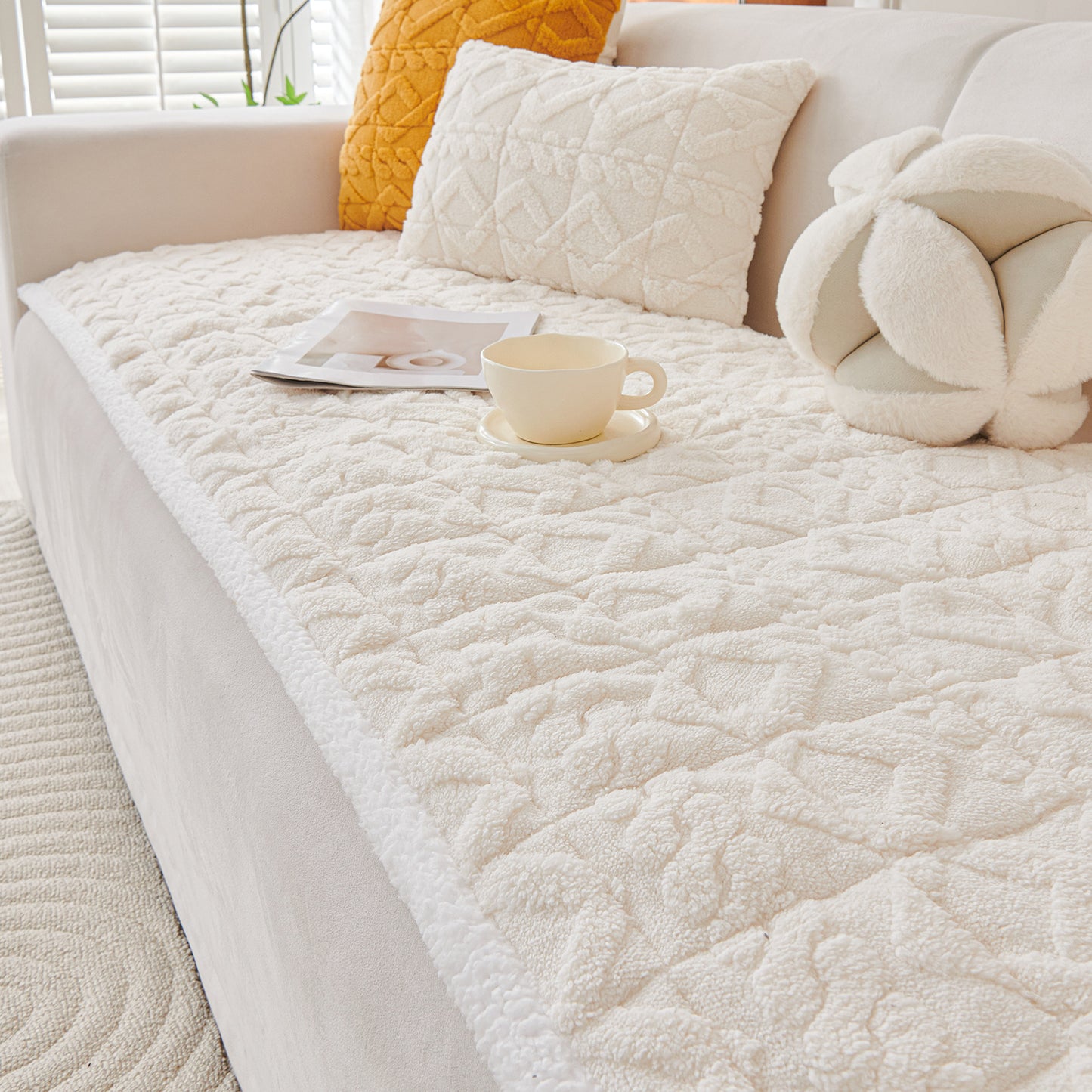 'Italian Caelora' Luxury Jacquard Plush Anti-Slip Sofa Cover Mat - Pearl White