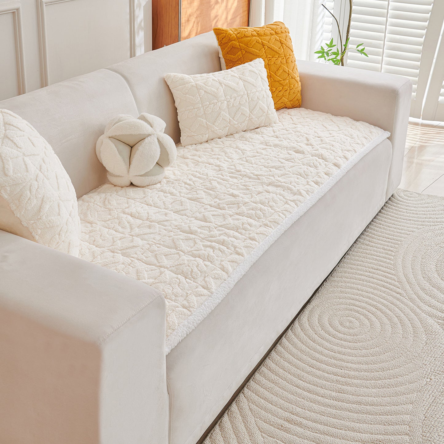 'Italian Caelora' Luxury Jacquard Plush Sofa Cover Mat and Anti-Slip Armrest Covers - Pearl Whit