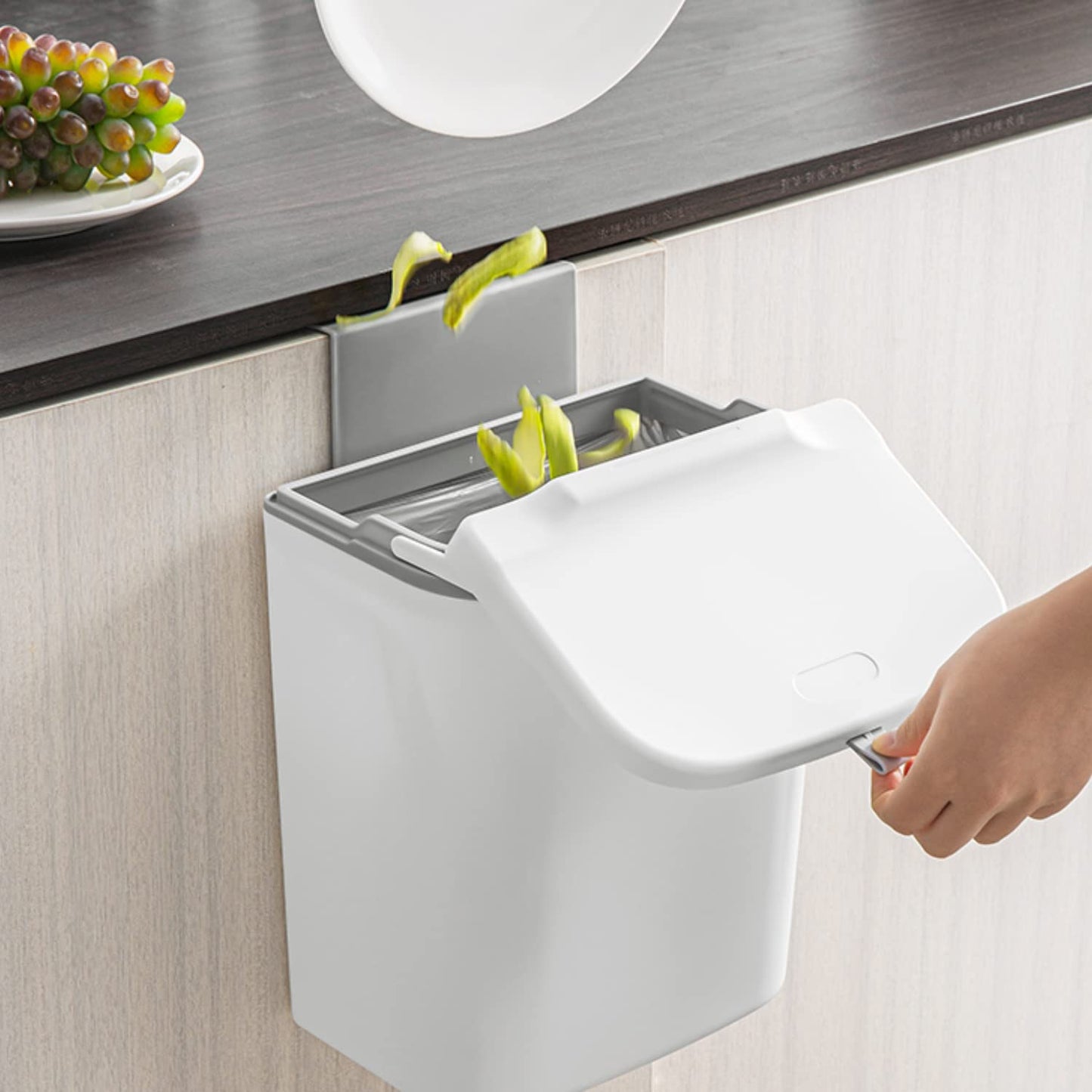 Plastic Hanging/Wall Mounted Dustbin For Bathroom Toilet Kitchen Home Or Office, White, Pack Of 1, Open-Top