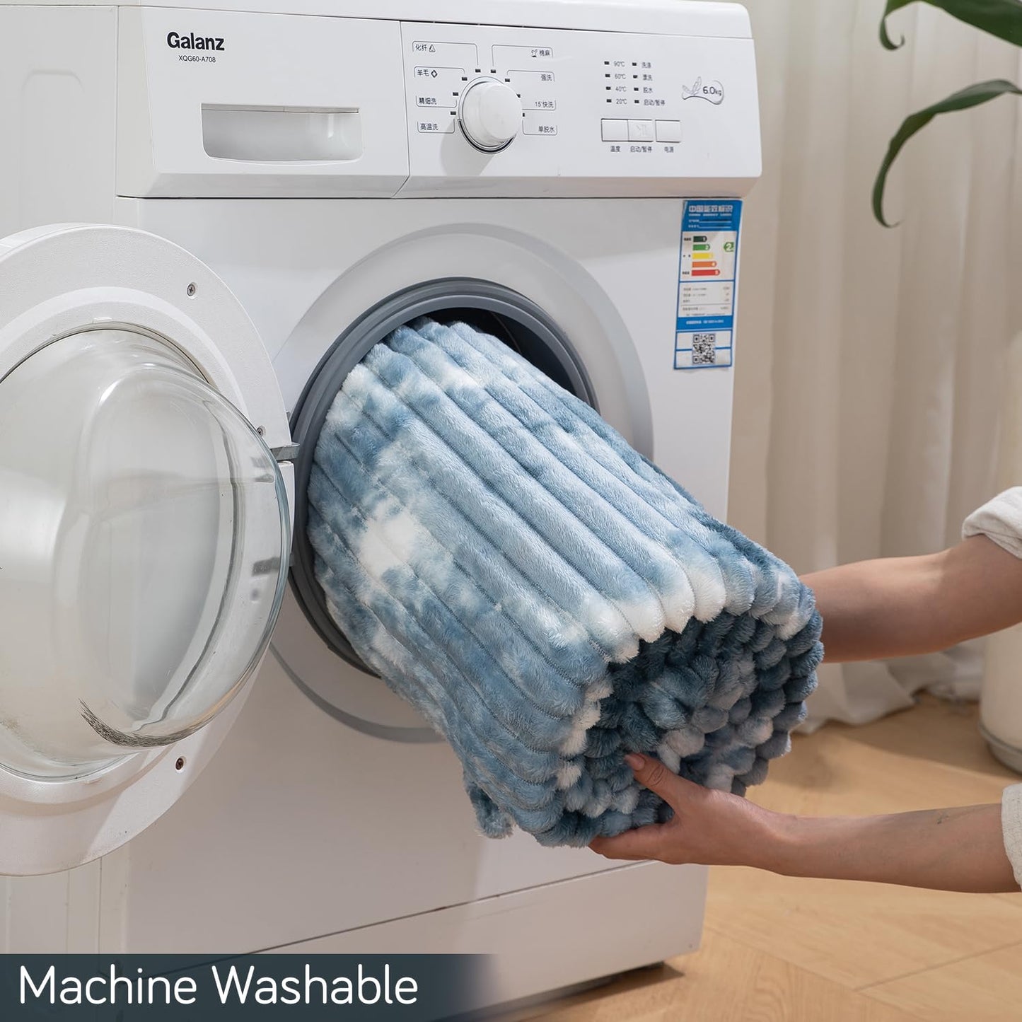 Teal Gradient Colour Warm AC Blanket Double Bed | Machine Washable | HOKIPO