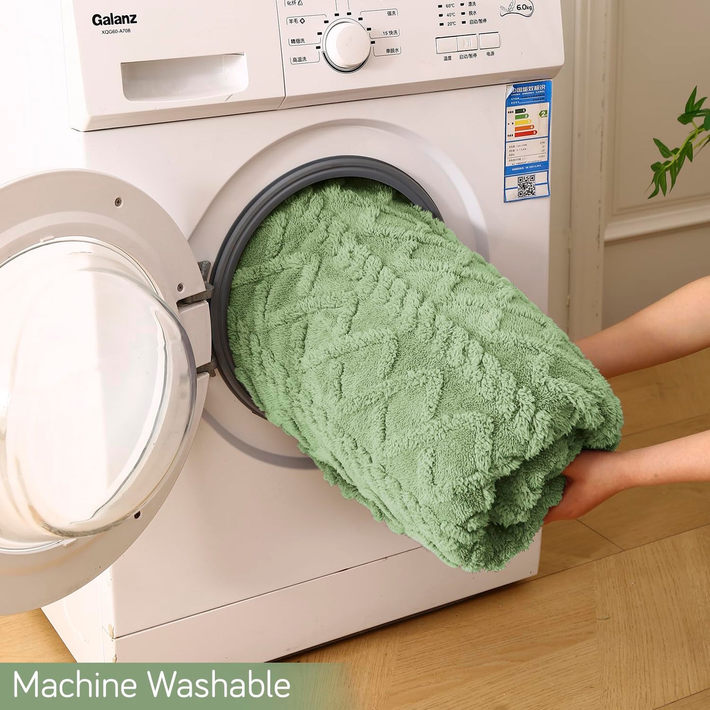 220 GSM Flannel AC Throw Blanket Double Bed Queen, 200x230 cm / 6.5x7.5 feet, Pistachio Green