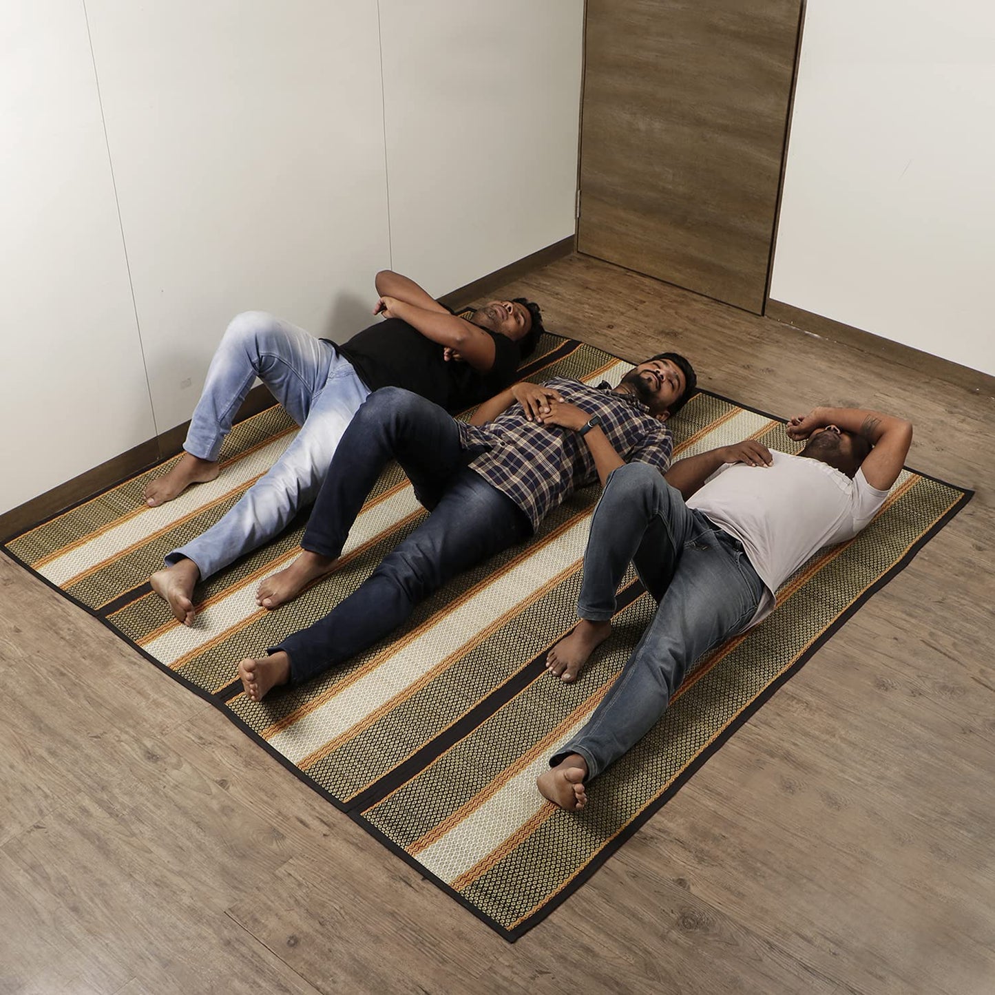 Natural Handmade Madurkathi Large Chatai Mats for Home, Black