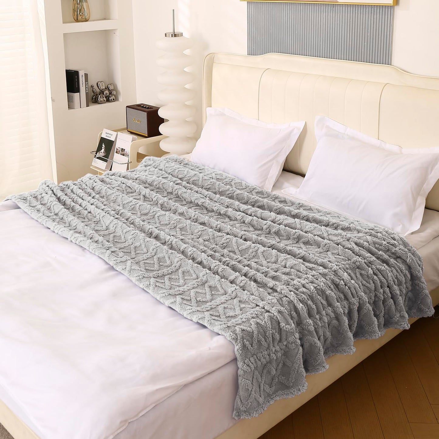 220 GSM Flannel AC Throw Blanket Double Bed Queen, 200x230 cm / 6.5x7.5 feet, Light Grey