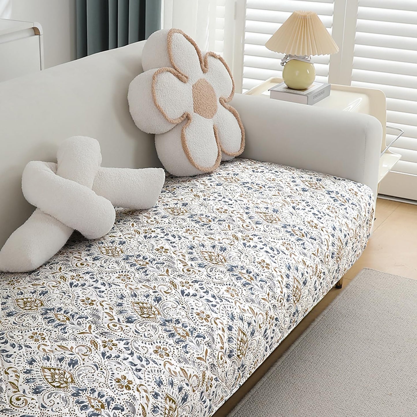 Quilted Waterproof and Anti-Slip Sofa Cover Mat, Damask White