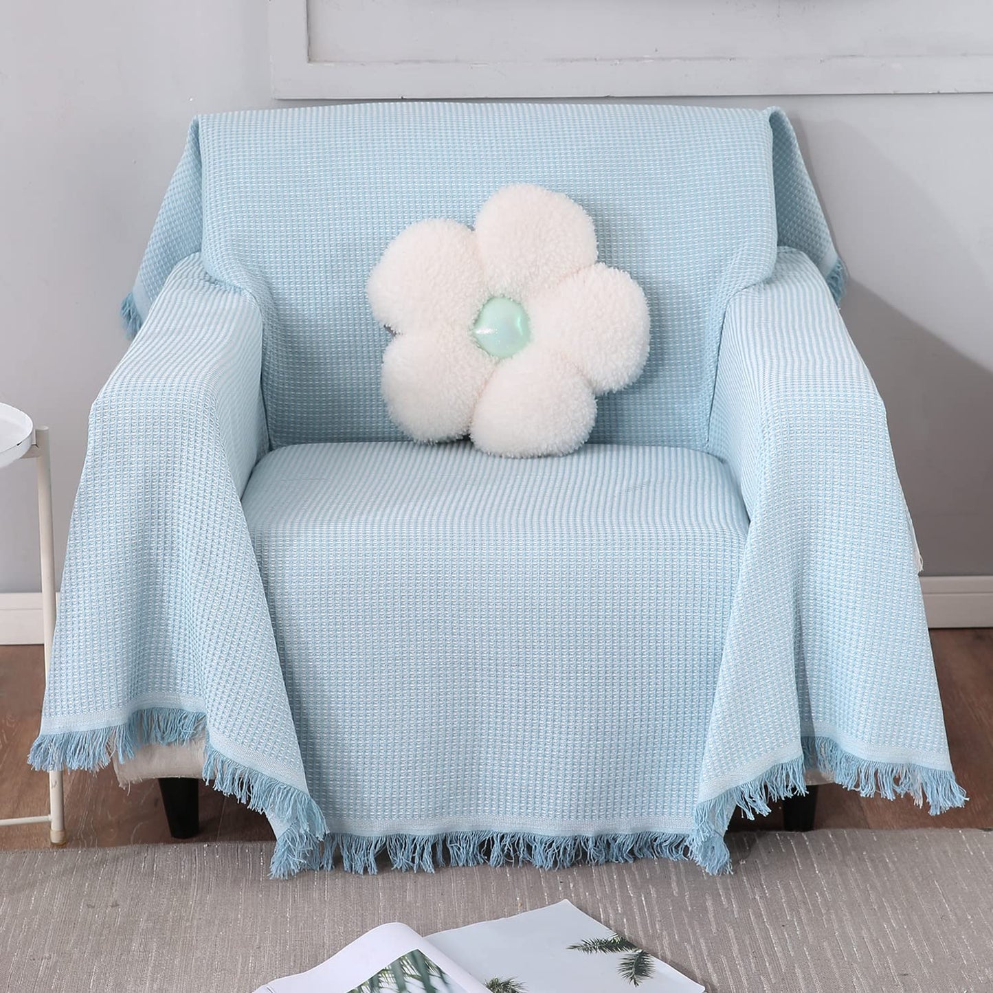 Breathable, soft 1 seater Blue colour polycotton sofa throw material