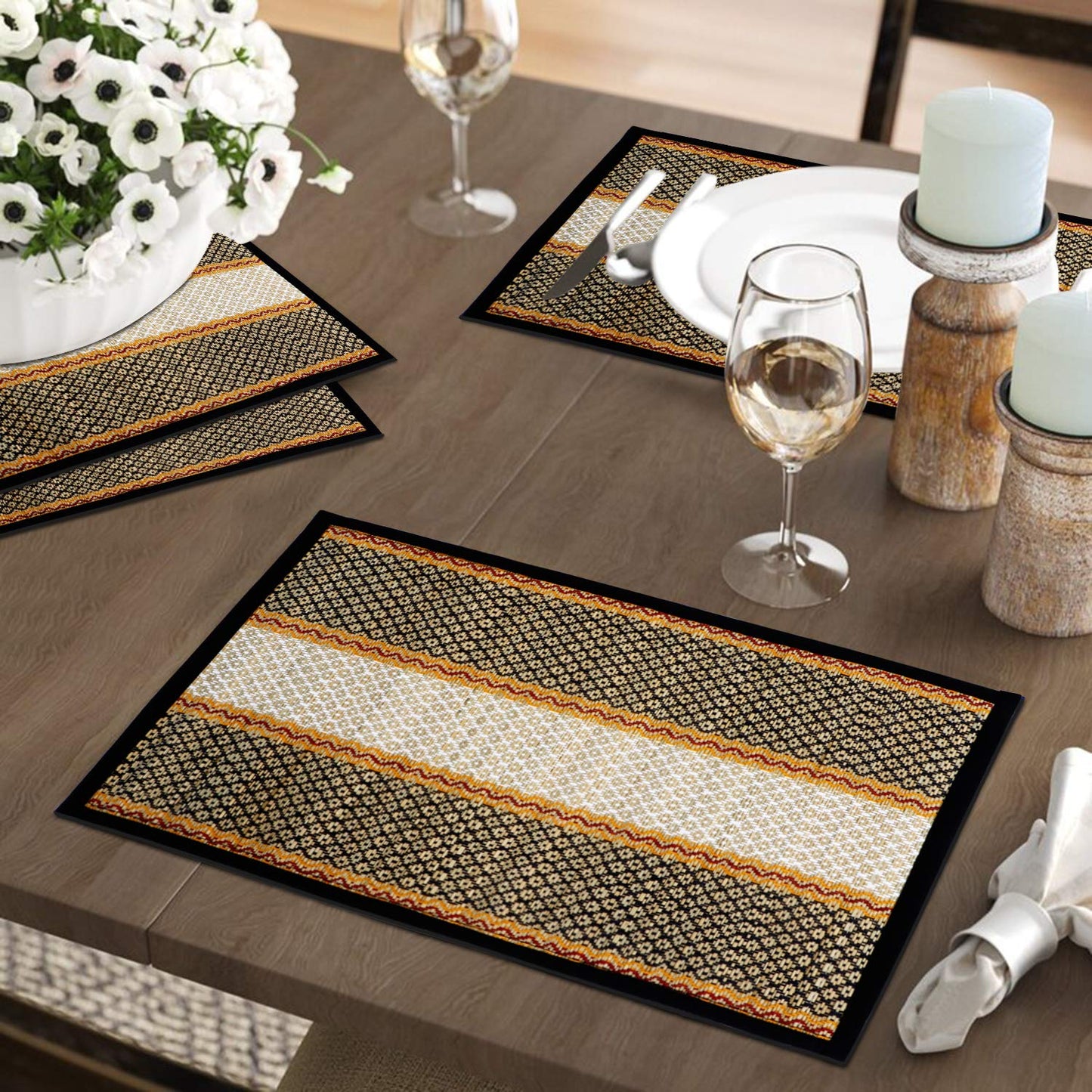 Handmade Madurkathi River Grass Dining Table Mats, Black