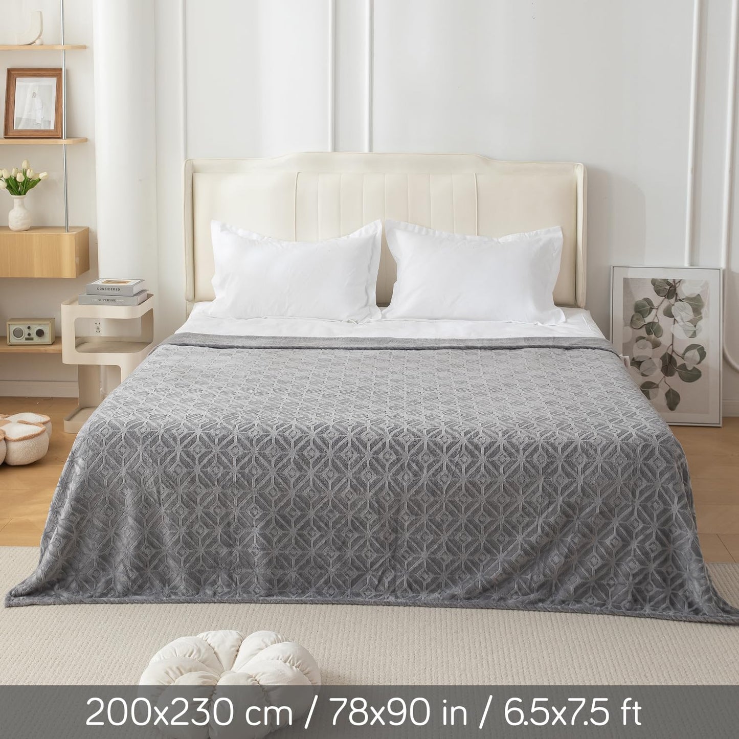Grey Colour Decorative diamond pattern Soft Fleece Blankets | HOKIPO