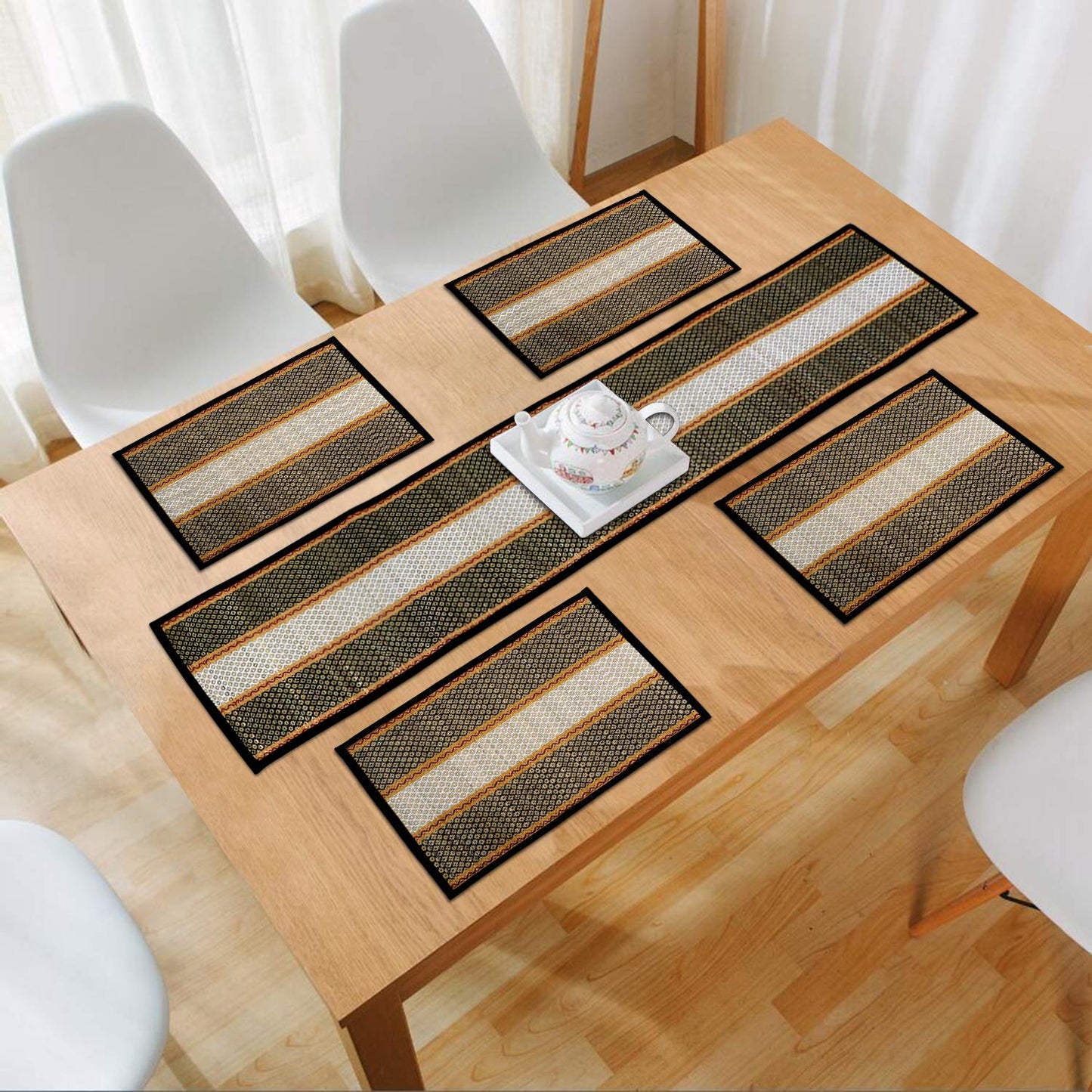 Handmade Madurkathi River Grass Dining Table Mats, Black