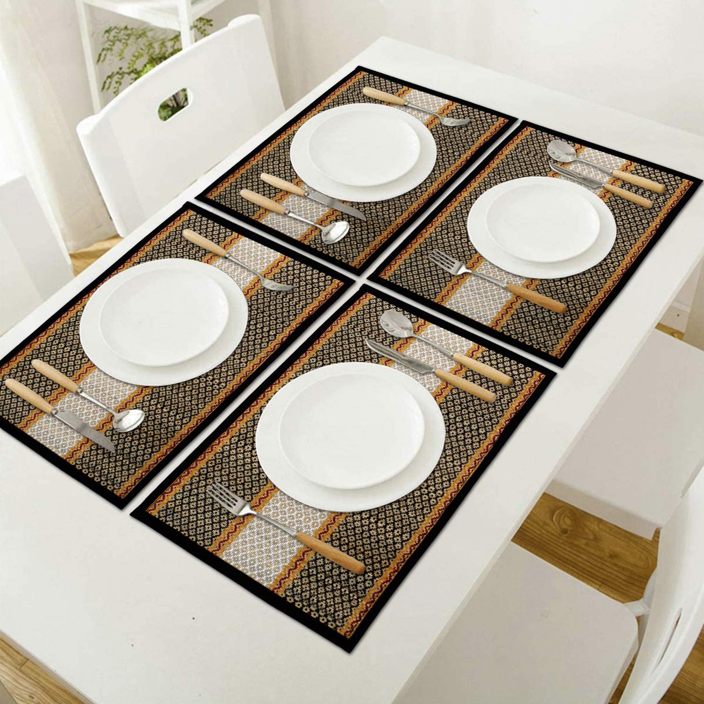 Handmade Madurkathi River Grass Dining Table Mats, Black