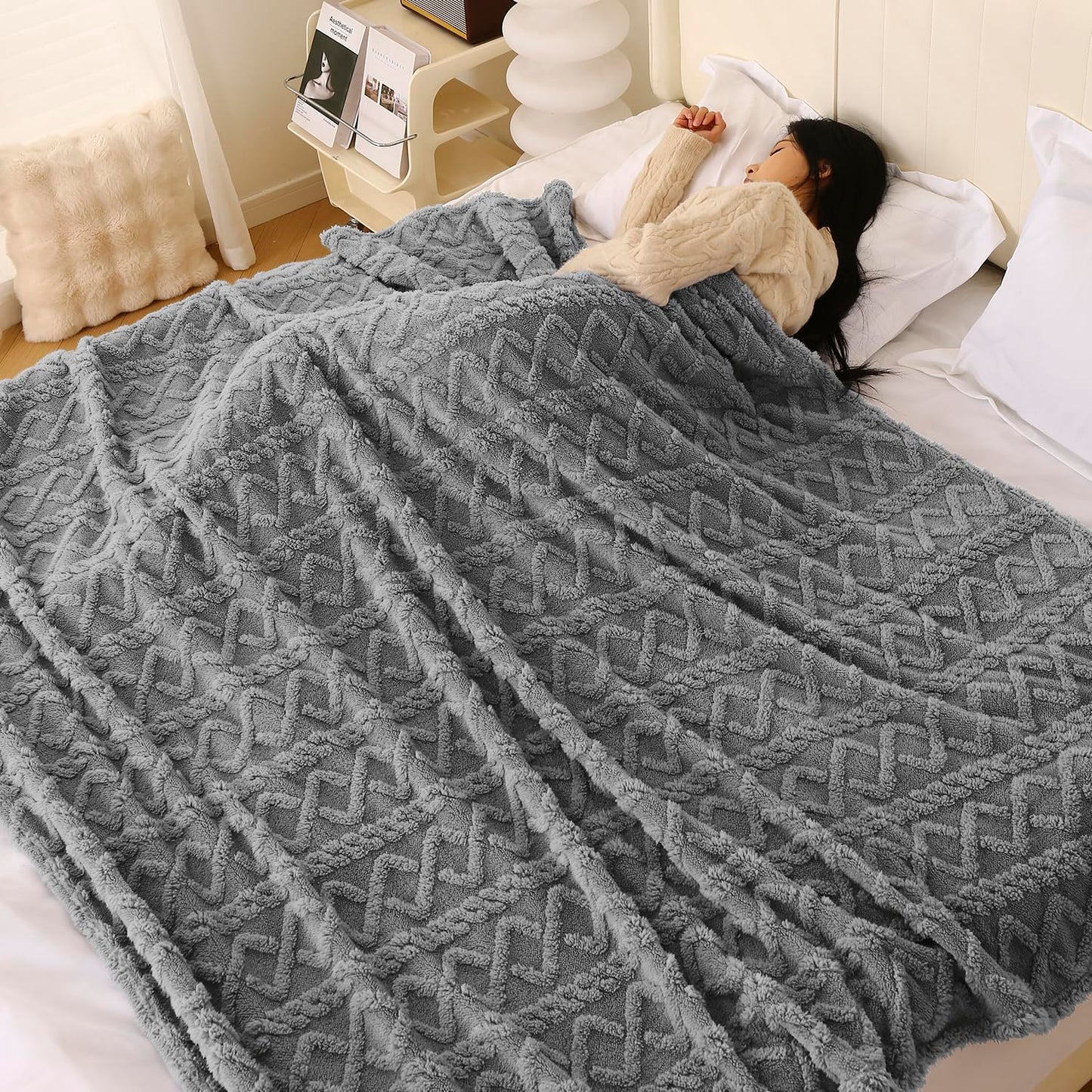 220 GSM Flannel AC Throw Blanket Double Bed Queen, 200x230 cm / 6.5x7.5 feet, Dark Grey