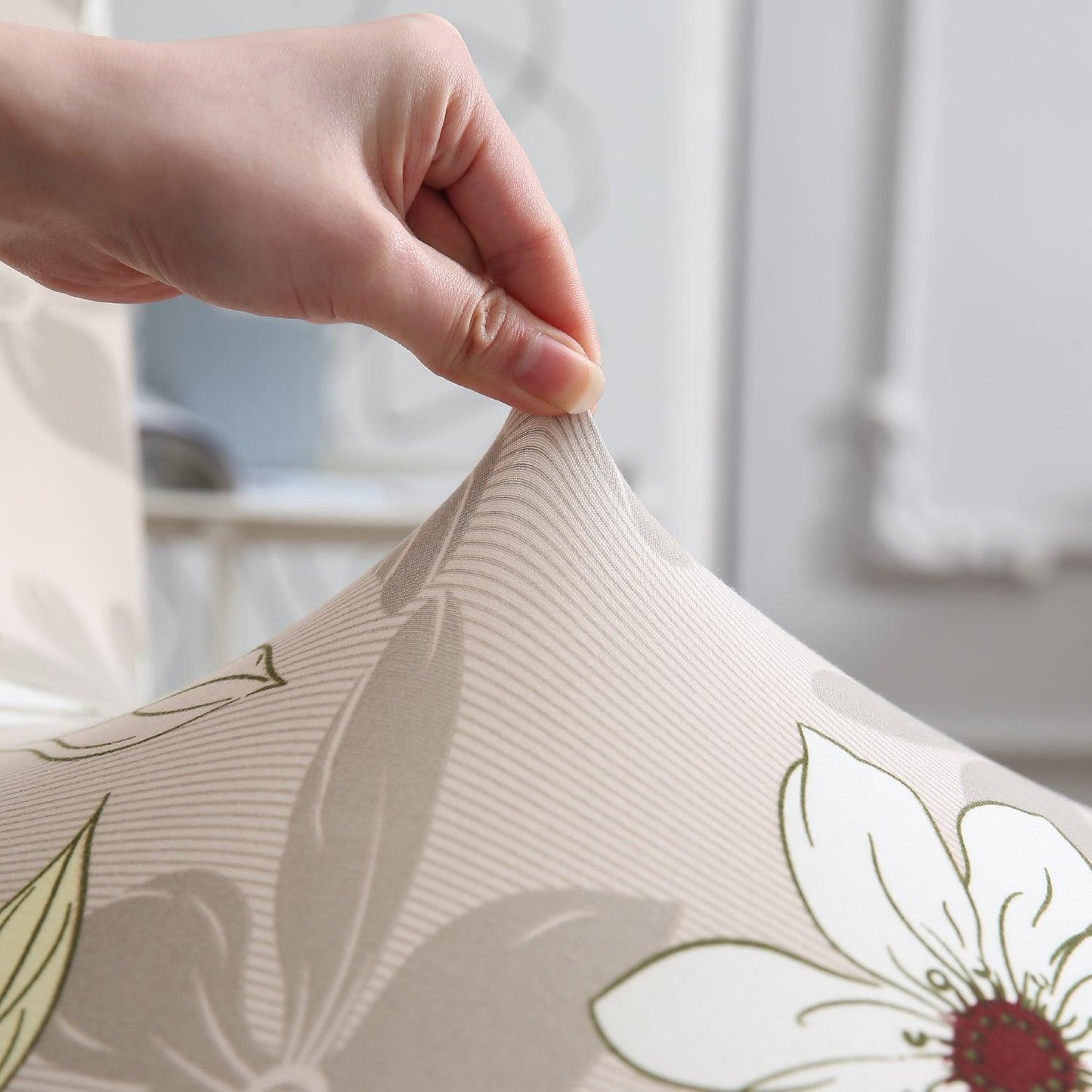 Cream Flowers stretchable dining chair covers