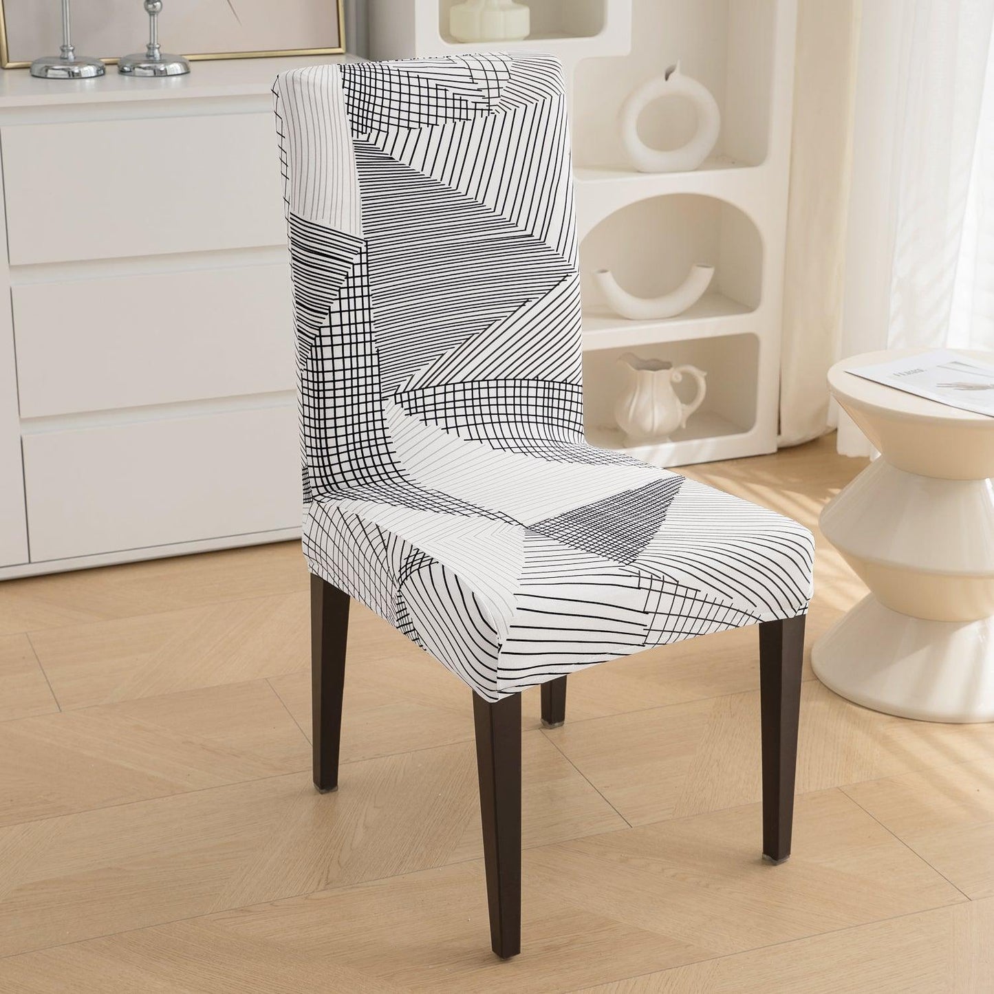 Snow White Black Geometry Print chair covers Set