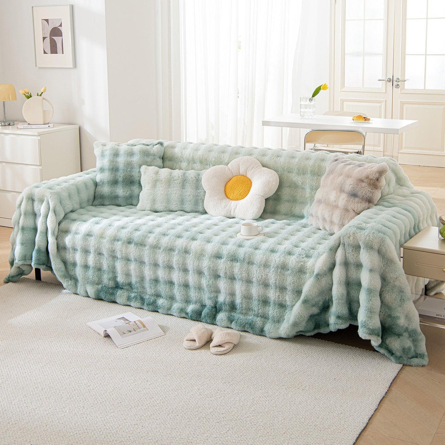 Green Luxury Gradient Faux Rabbit Wool Sofa Throw – 3 Seater | HOKIPO
