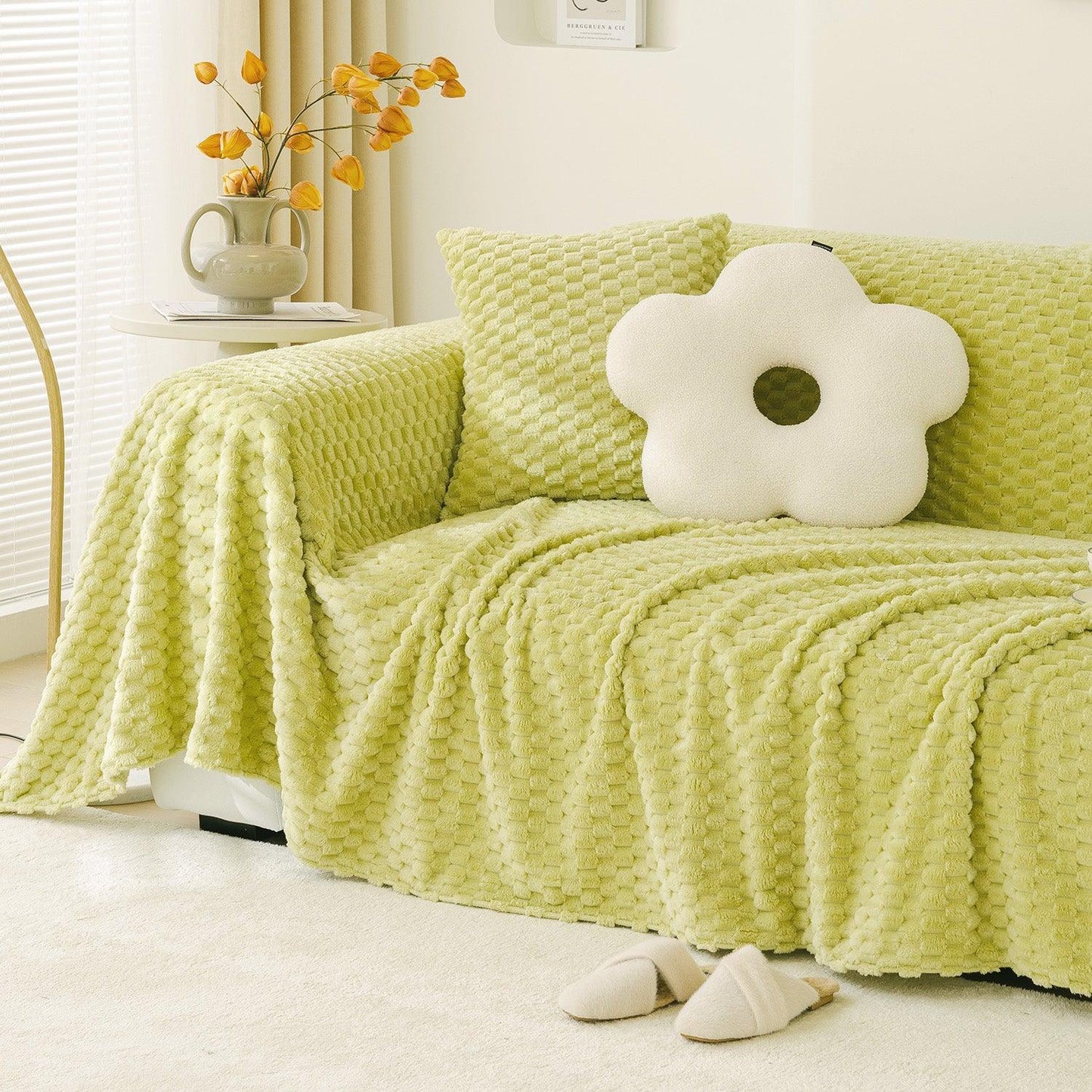 Cozy Premium Rabbit Plush Sofa Throw Blanket | HOKIPO