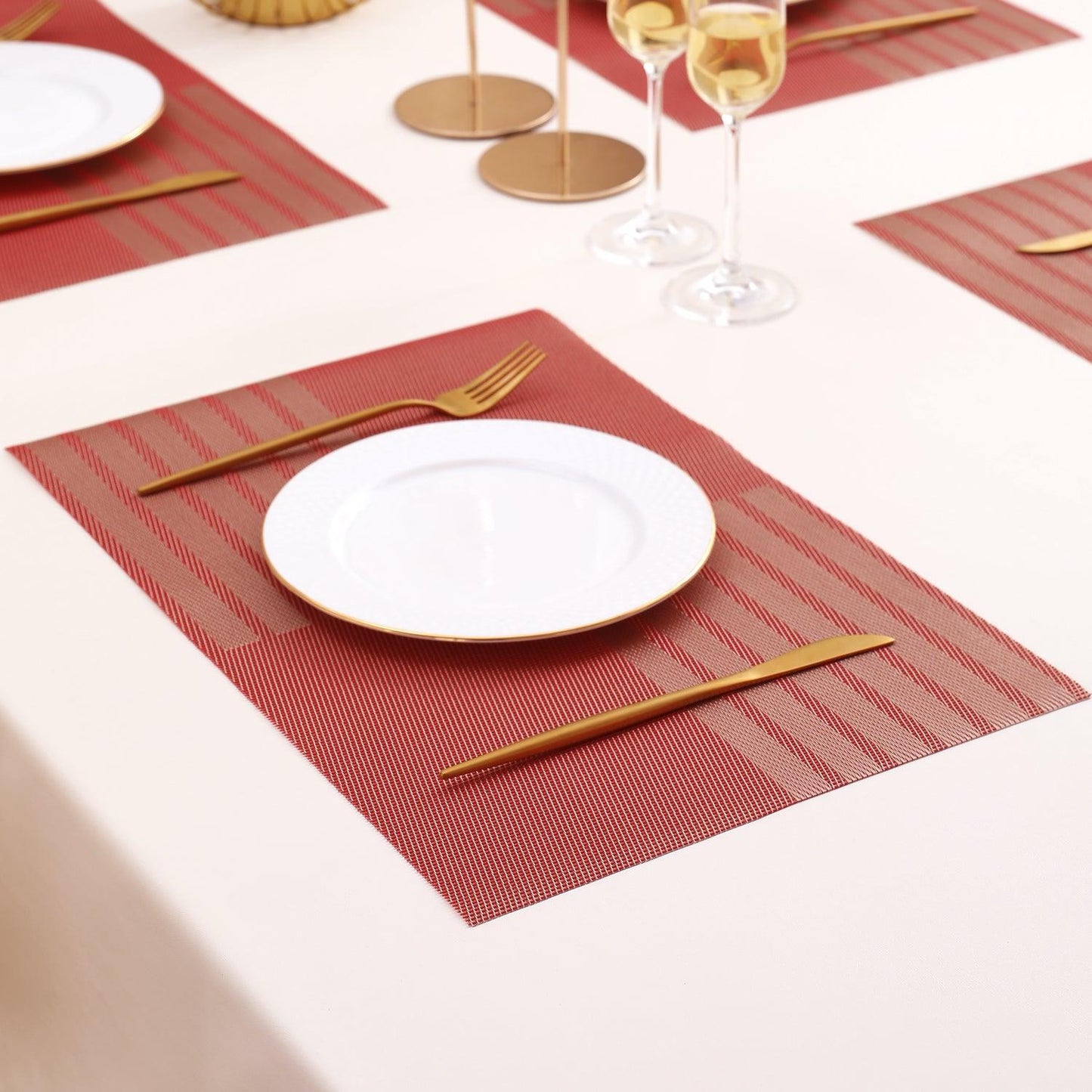 PVC Dining Table Mats, Red - HOKIPO | Har Ghar ka Humsafar