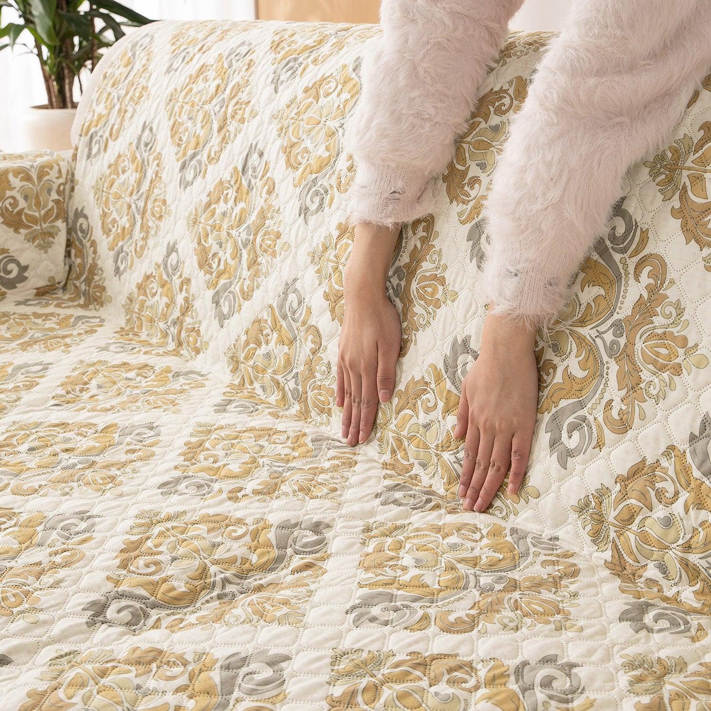 Damask Beige Printed non slip quilted sofa cover