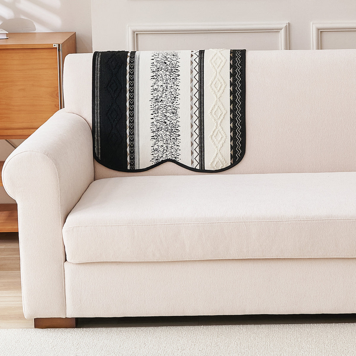 'Valenca Wavy Luxe Series' Boho Geometry Sofa Cover Mat, Midnight Black