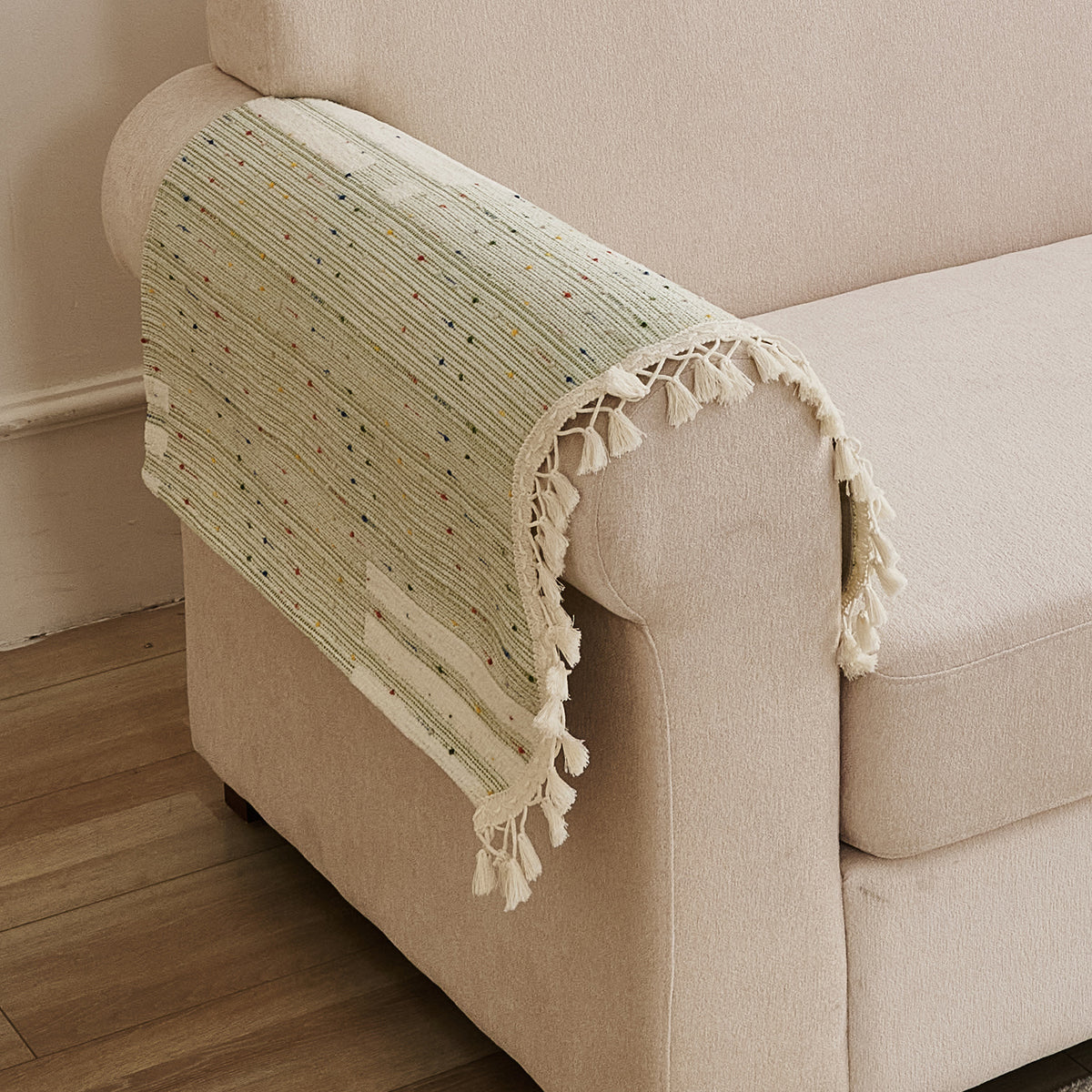 DreamWave Chenille with Tassels Sofa Cover Mat, Pistachio Green