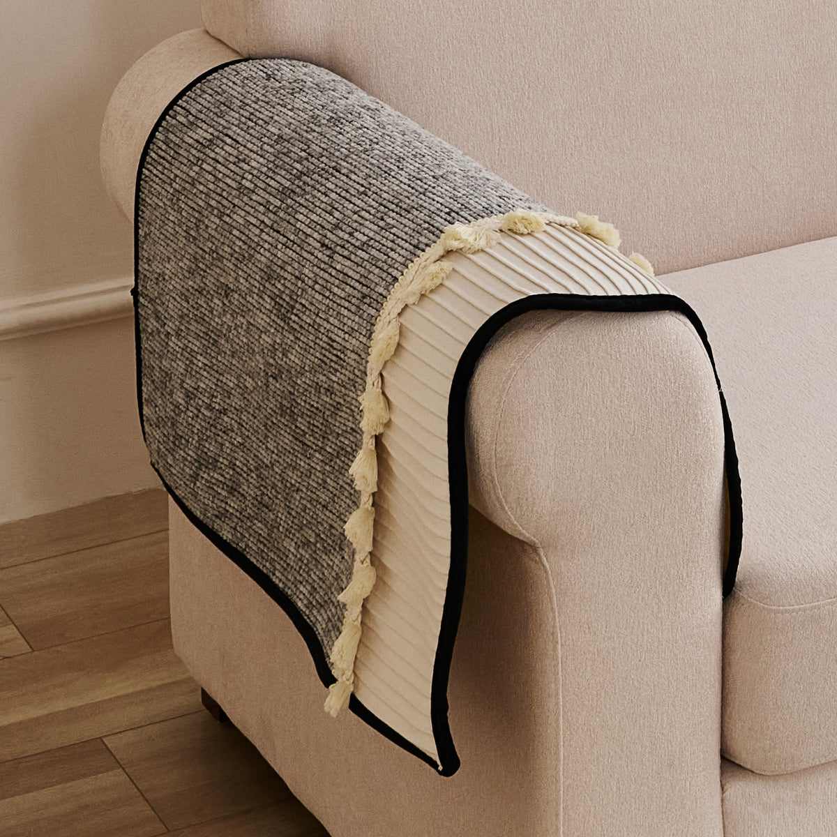 'Wavy Royale Series' Thick Woven Weave Chenille Sofa Cover with Tassel, Moon Grey