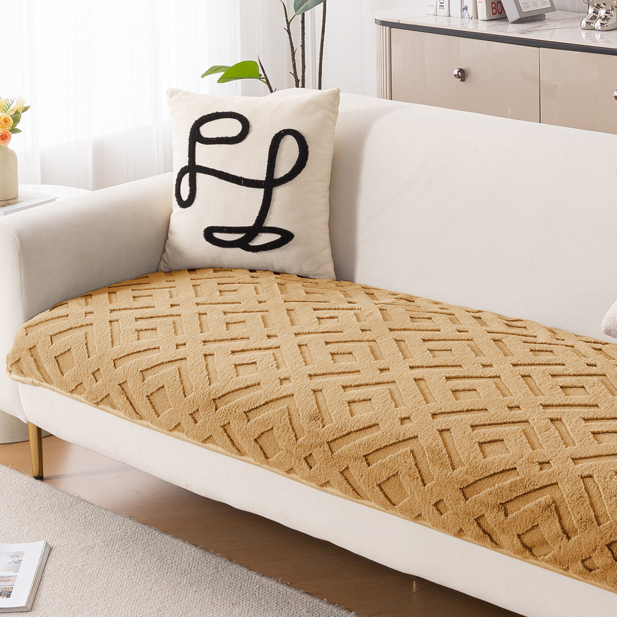 Velvet Maze Sofa Cover Mat, Light Brown