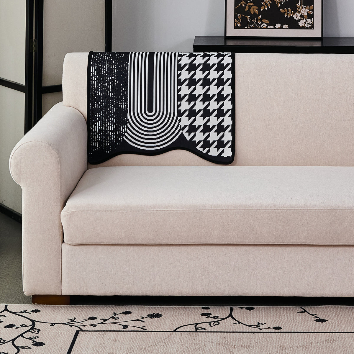 Arcea Chenille With Curved Edges Sofa Cover Mat, White Houndstooth