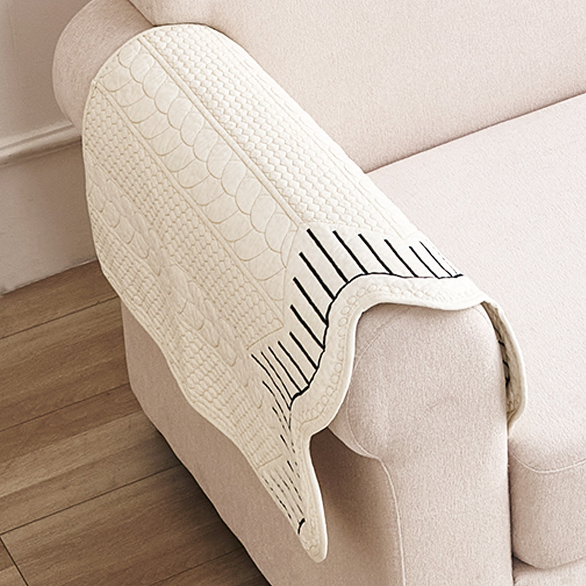 Cotton Reverie with a Curved Wavy Edge Sofa Mat, Midnight Cream