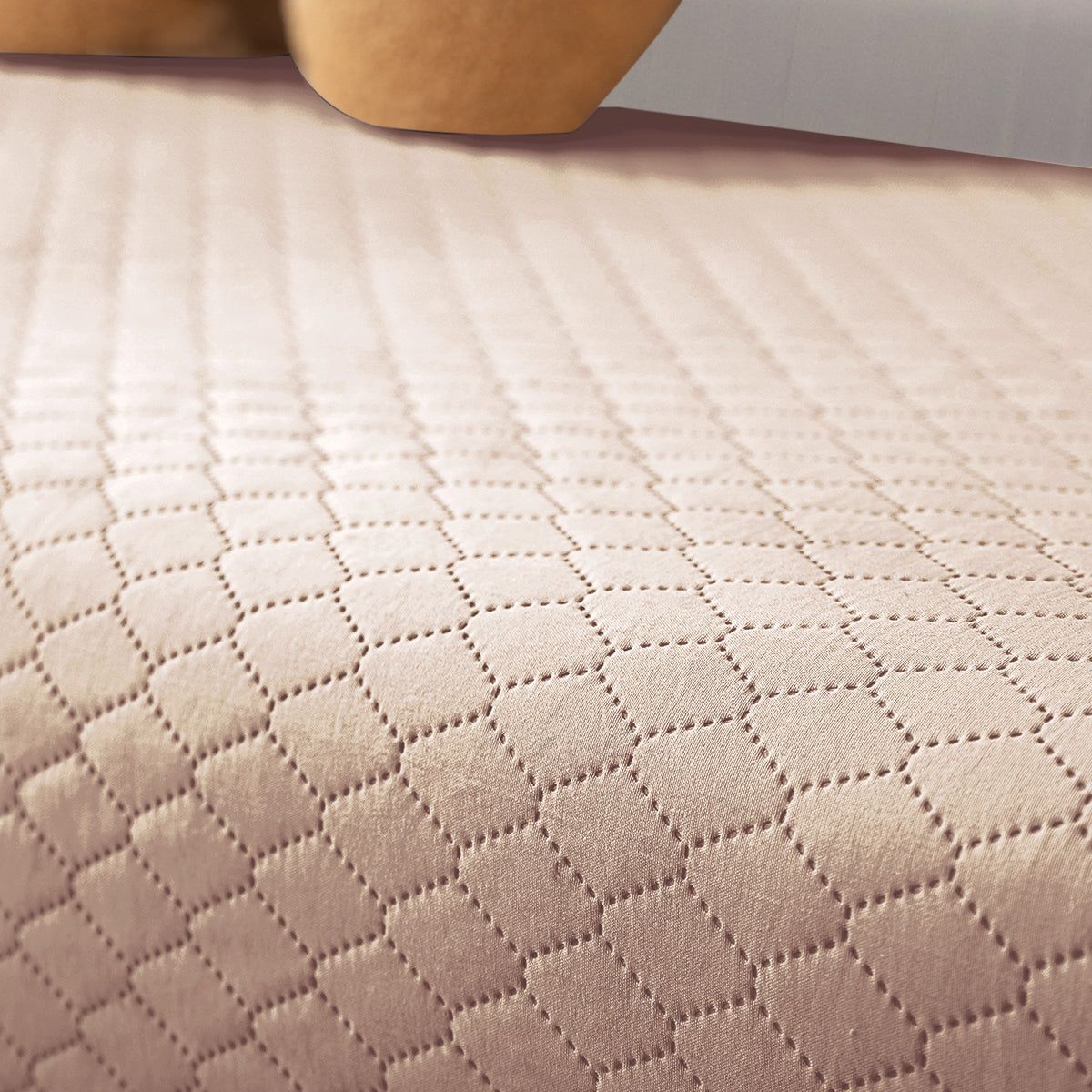 Polyester Quilted Sofa Cover Mats, Beige