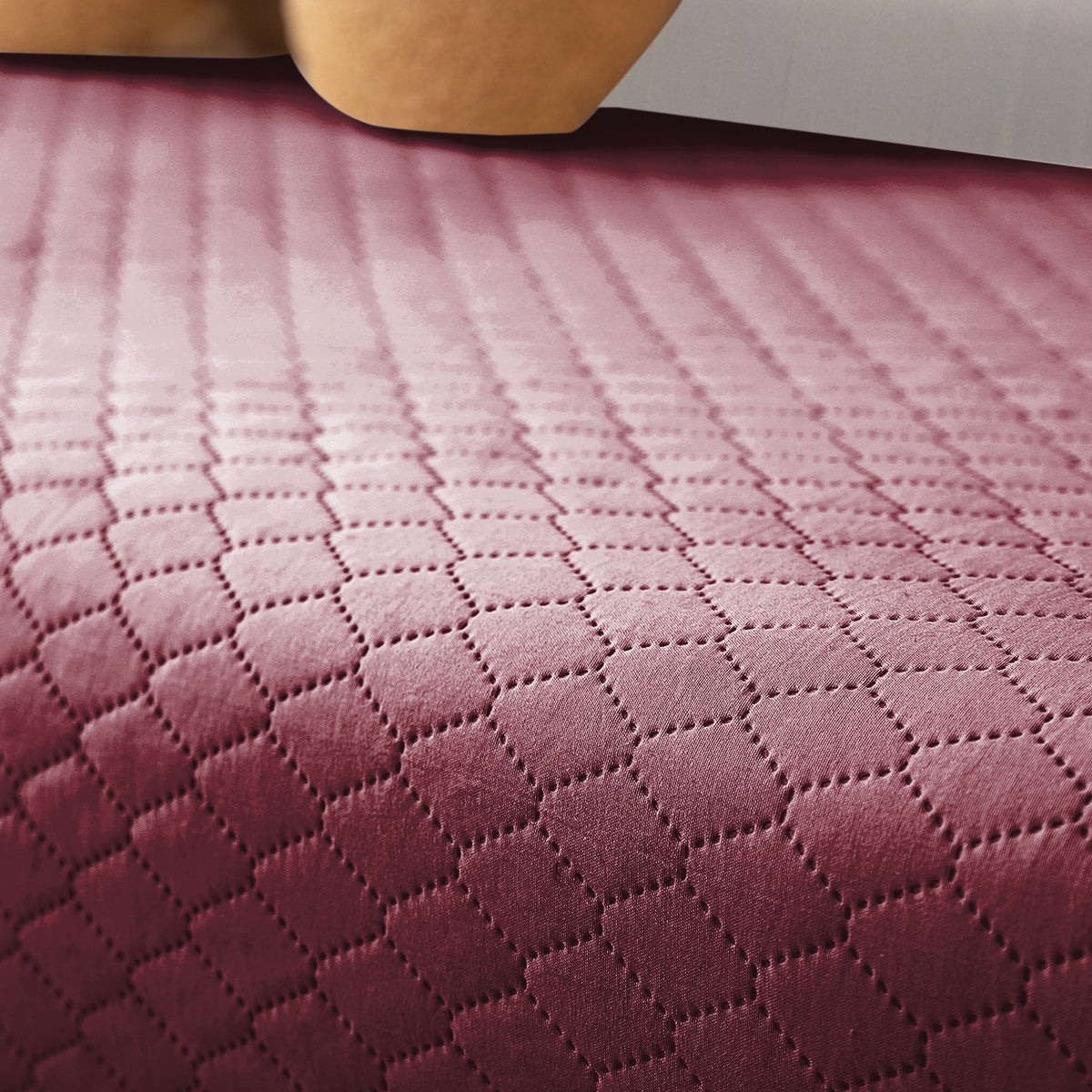 Polyester Quilted Sofa Cover Mats, Mauve Pink
