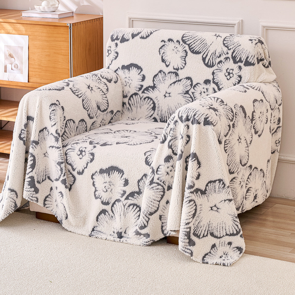 Buy Premium Pearl Grey Colour Camellia Blossom Luxury Plush Sofa Throw – HOKIPO | Har Ghar ka Humsafar