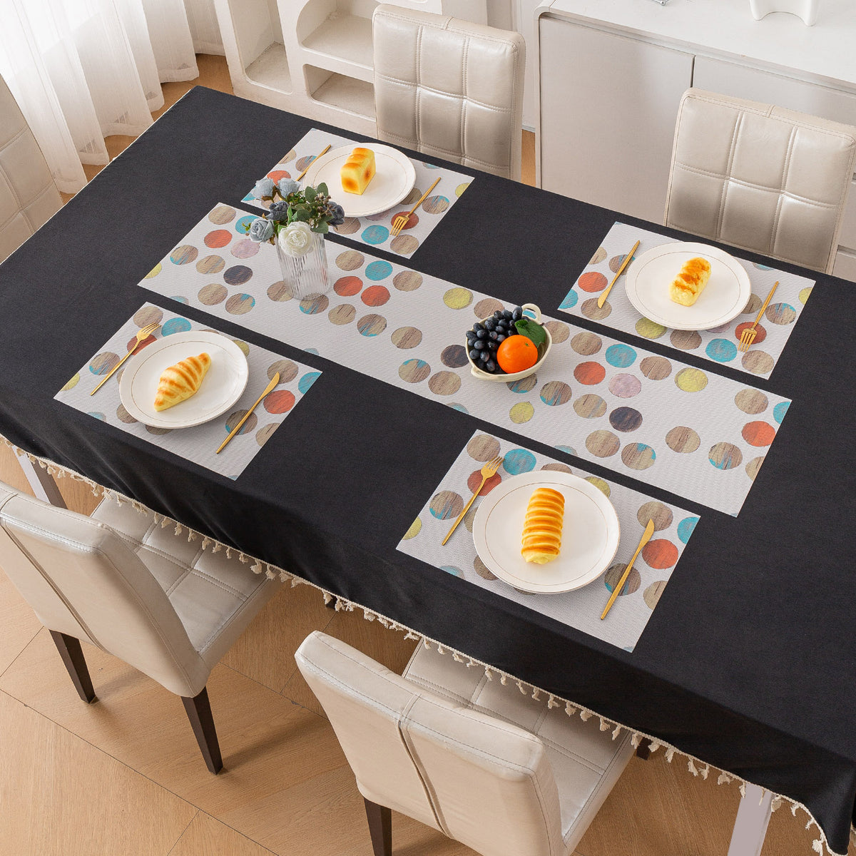 Color Splash PVC Mats for Dining Table, Watercolor Circles - Soft Beige