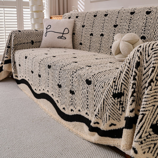 Buy Jade Black Cream Colour Cozy Heart Cotton Fleece Sofa Throw – HOKIPO | Har Ghar ka Humsafar
