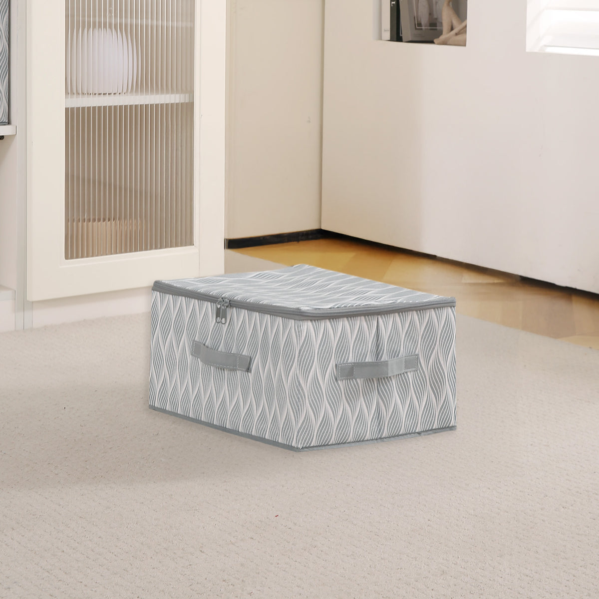 Foldable Clothes Organizer Box | Durable Non-Woven Storage with Zipper & Handle