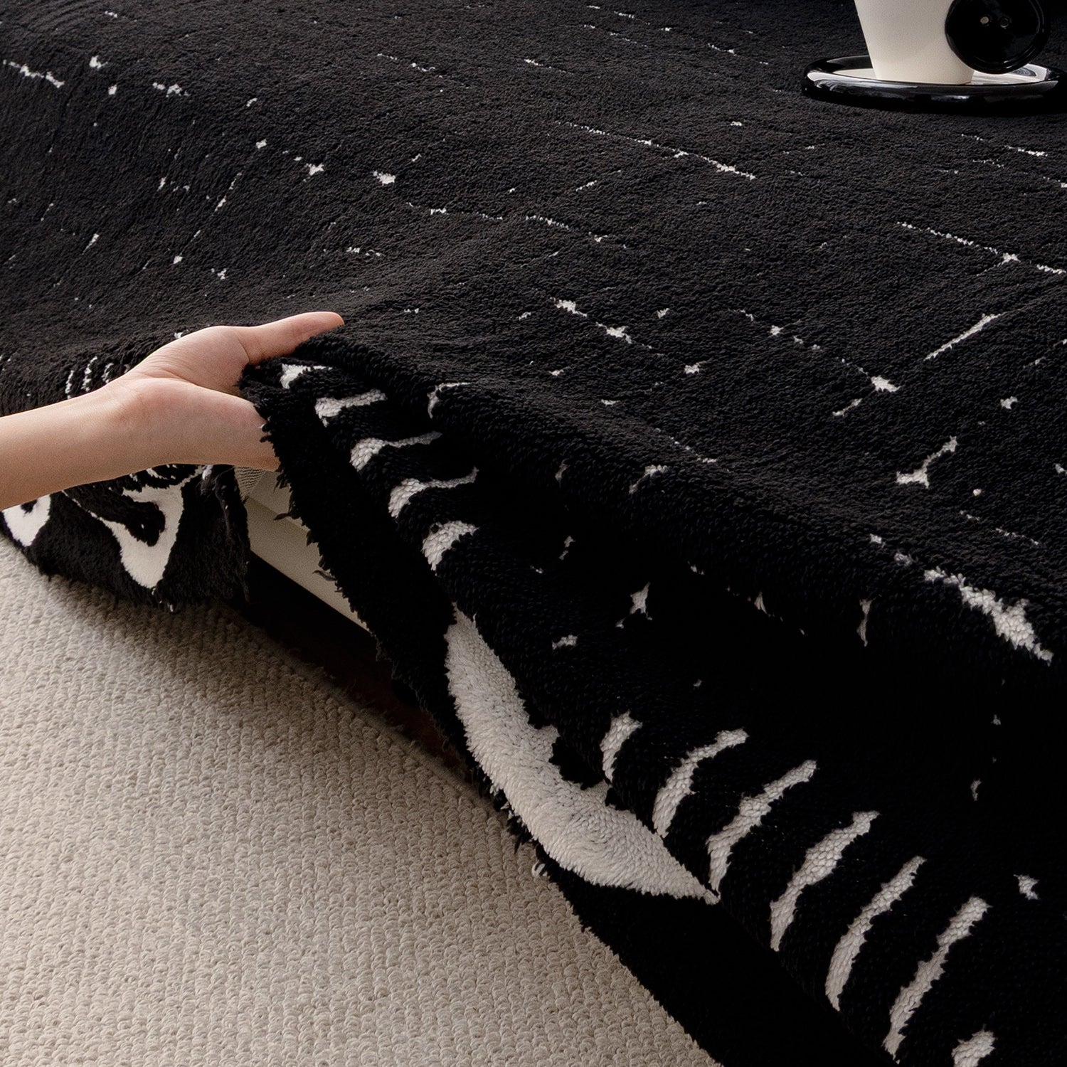 Buy Black Colour Supple Soft Wavy Plush Sofa Throw | HOKIPO