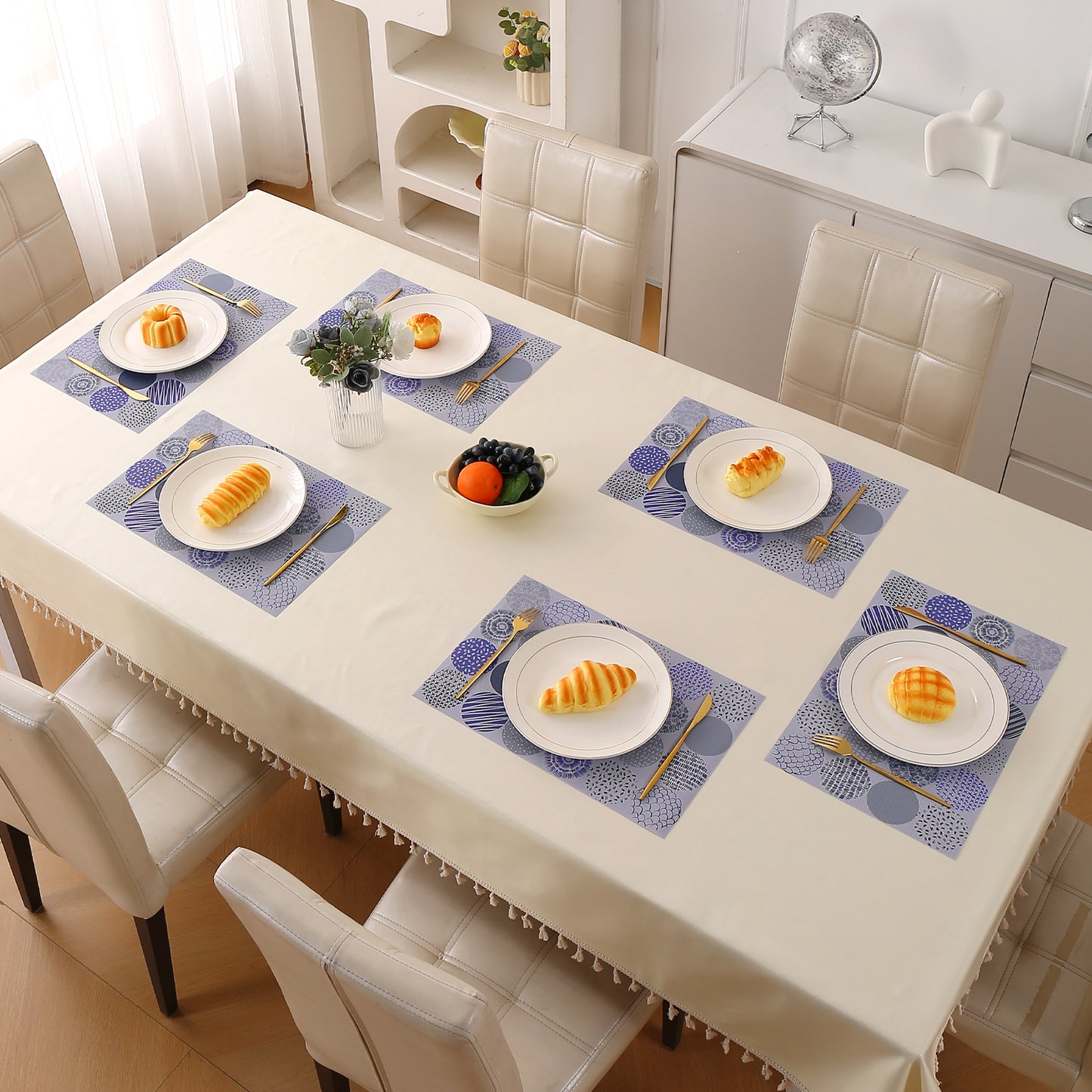 Color Splash PVC Mats for Dining Table, Abstract Disc - Lavender Blue