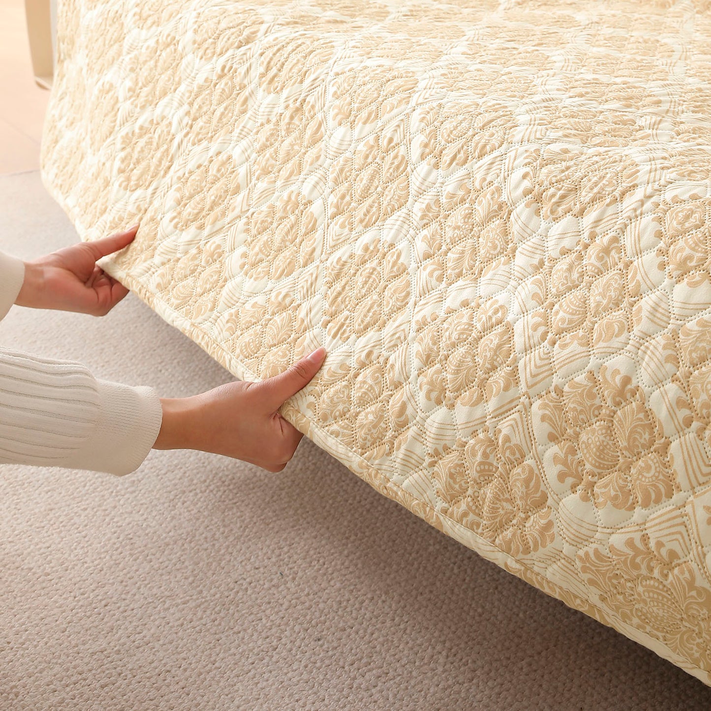 Quilted Sofa Seat Mat with Two Armrest Covers with Pockets for 1/2/3 Seater Sofa, Ogee Ivory