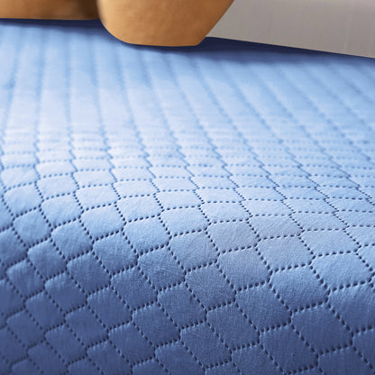 Quilted Sofa Cover Mat with 2 Armrest Covers Pockets, Blue
