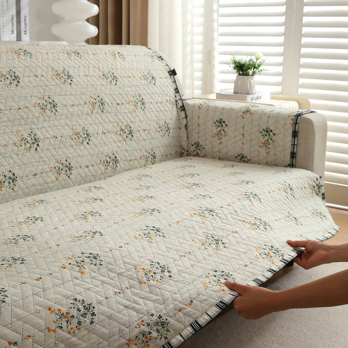 Light Green Ash Gypsy Floral  Printed quilted non slip sofa cover