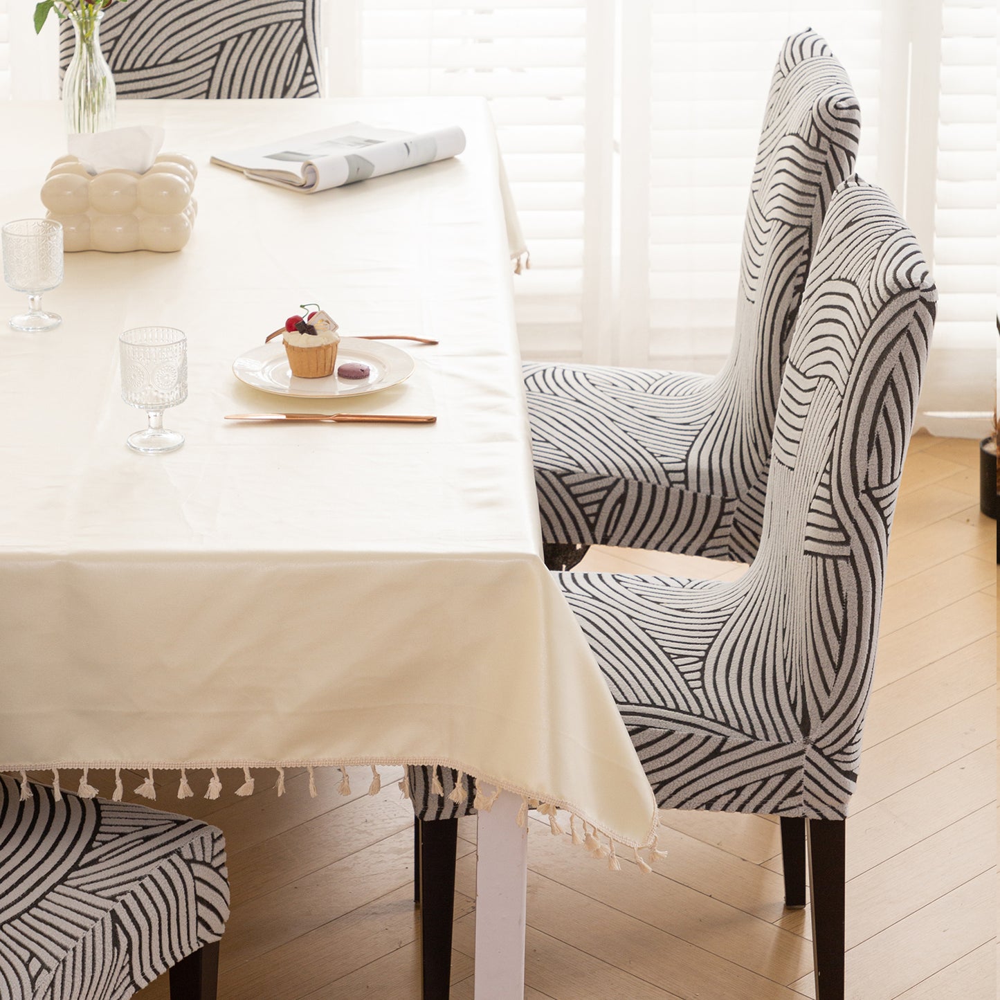 WaveLine Series 180 GSM Jacquard Chair Cover Set 1/2/4/6, Classic White