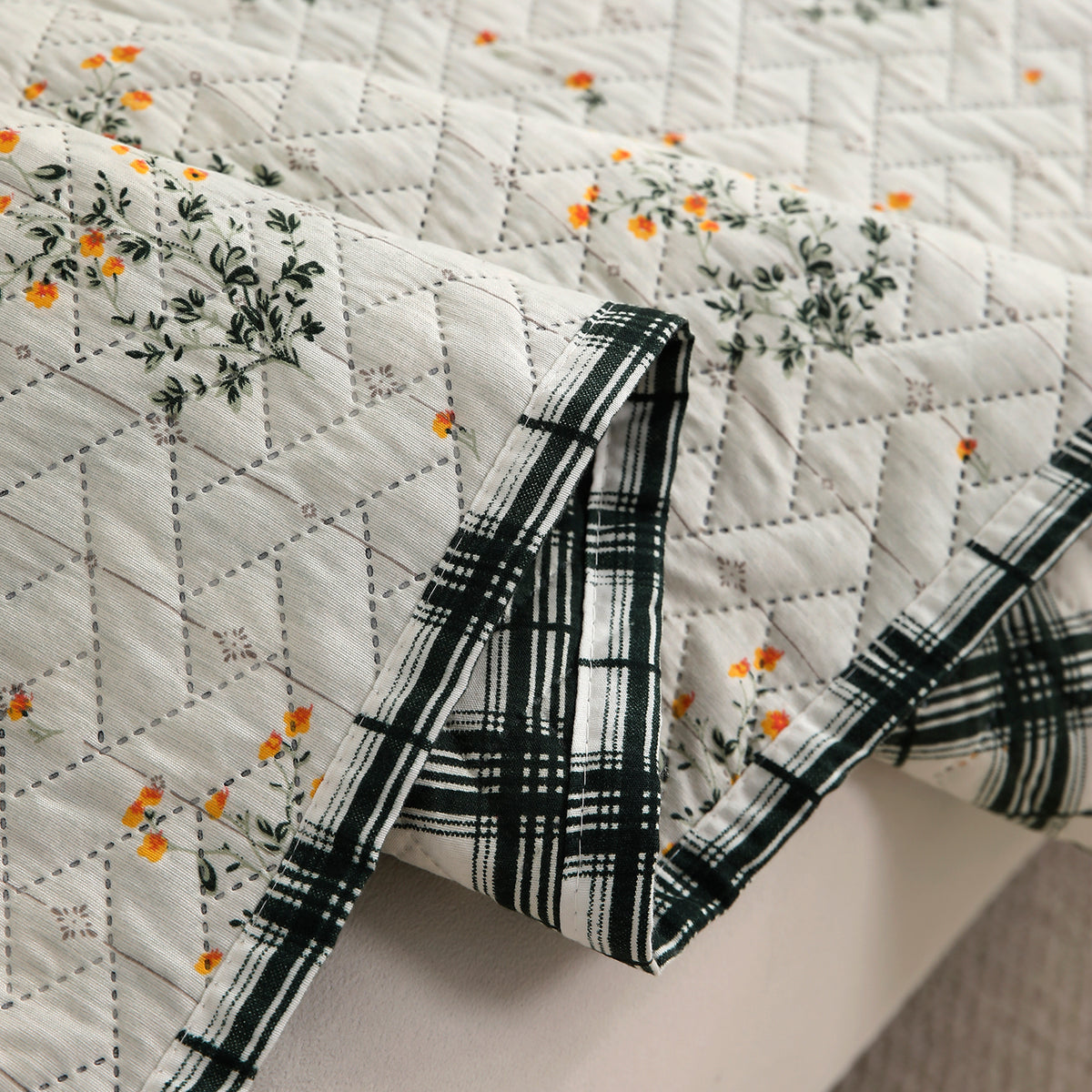 'Homehues' Printed Quilted Sofa Cover Mats, Light Green Ash Gypsy Flower