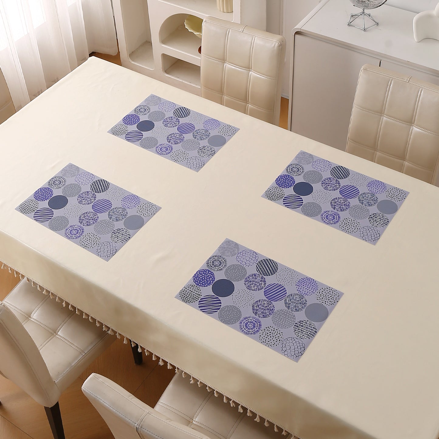 Color Splash PVC Mats for Dining Table, Abstract Disc - Lavender Blue