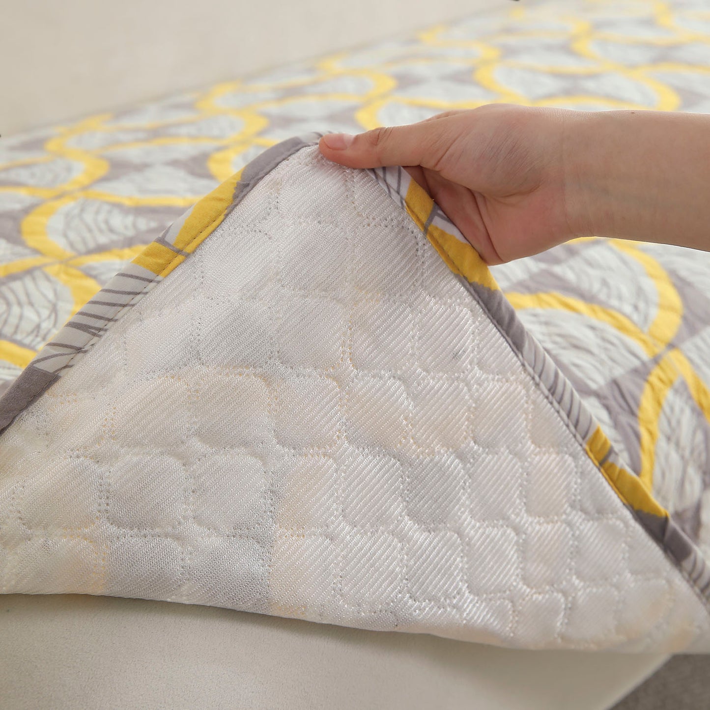 Quilted Sofa Seat Mat with Two Armrest Covers with Pockets for 1/2/3 Seater Sofa, Windmill Cyber Yellow